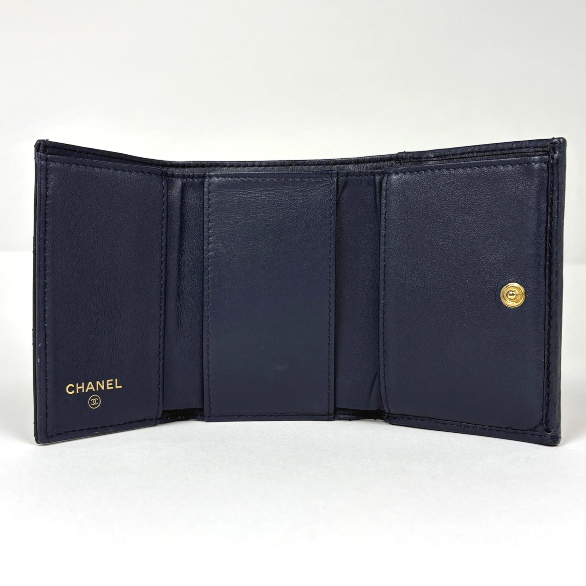 Chanel Navy Leather Wallet (Tri-Fold) (Pre-Owned)