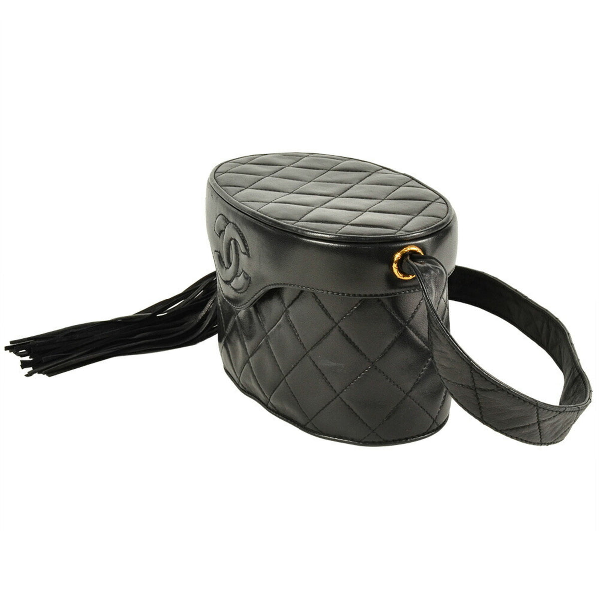 Chanel Matelasse Black Leather Shoulder Bag (Pre-Owned)