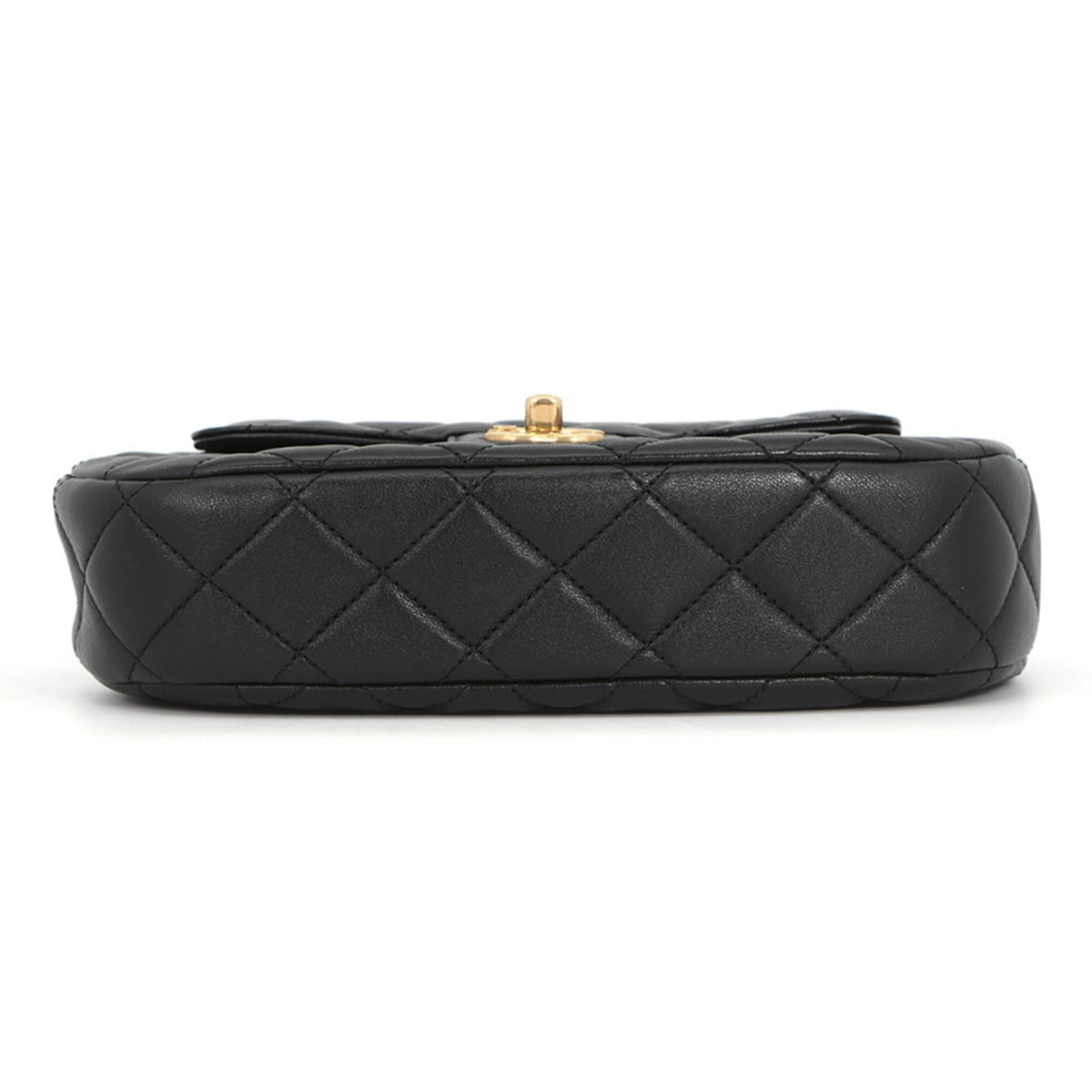 Chanel Black Leather Shoulder Bag (Pre-Owned)