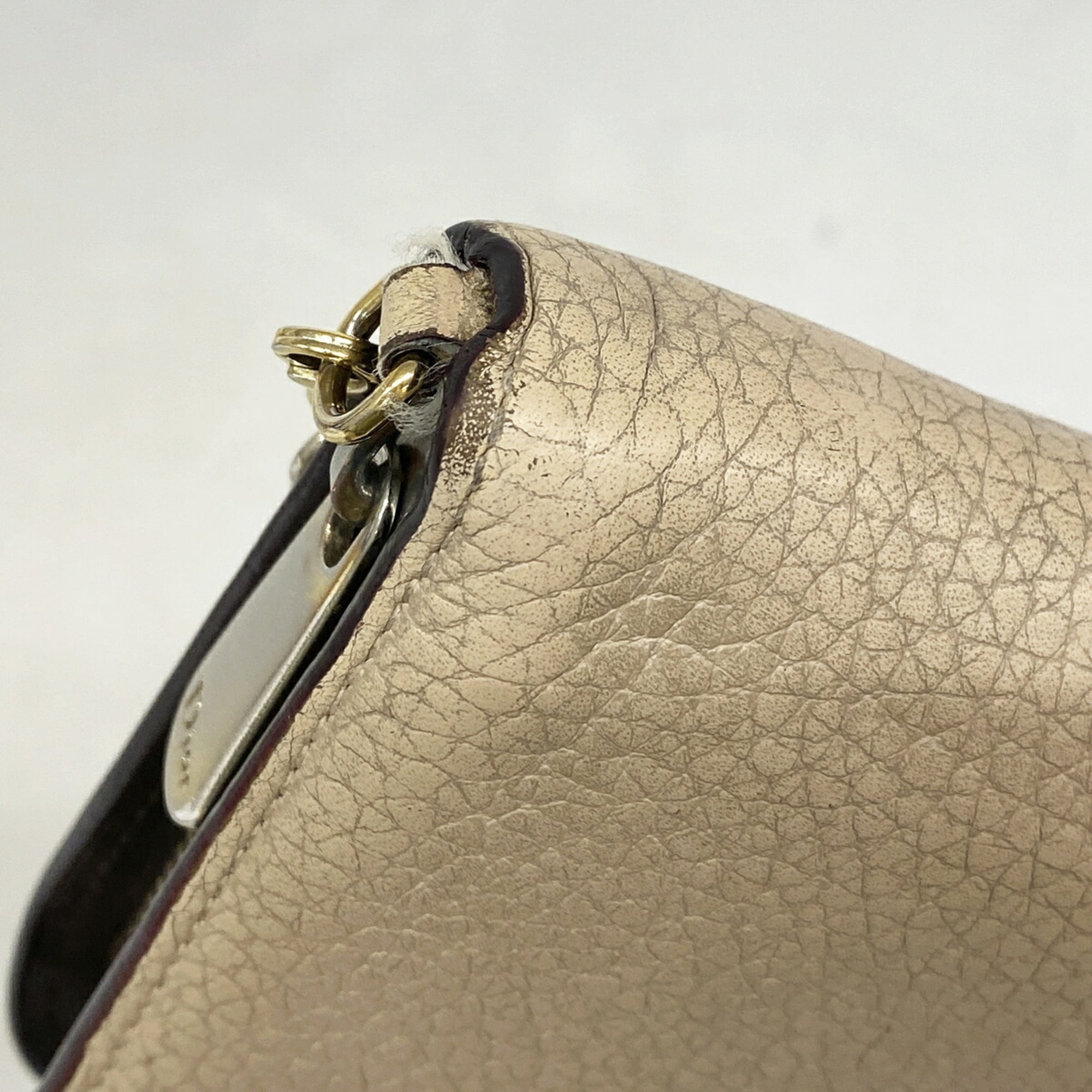 Christian Dior Beige Leather Long Wallet (Bi-Fold) (Pre-Owned)
