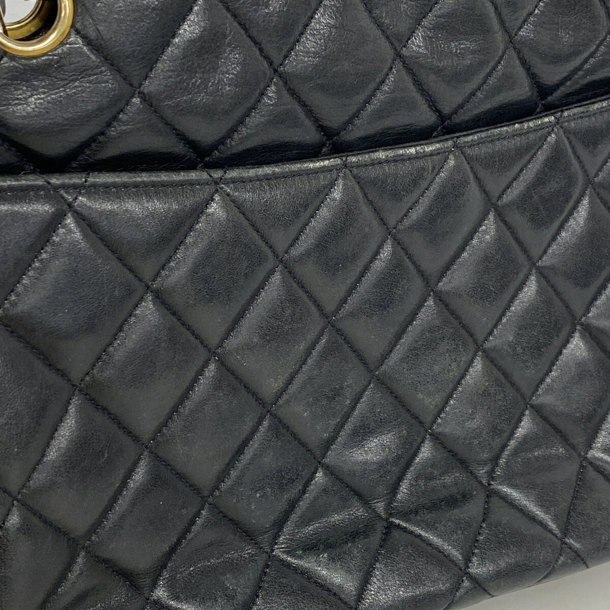 Chanel Black Leather Tote Bag (Pre-Owned)