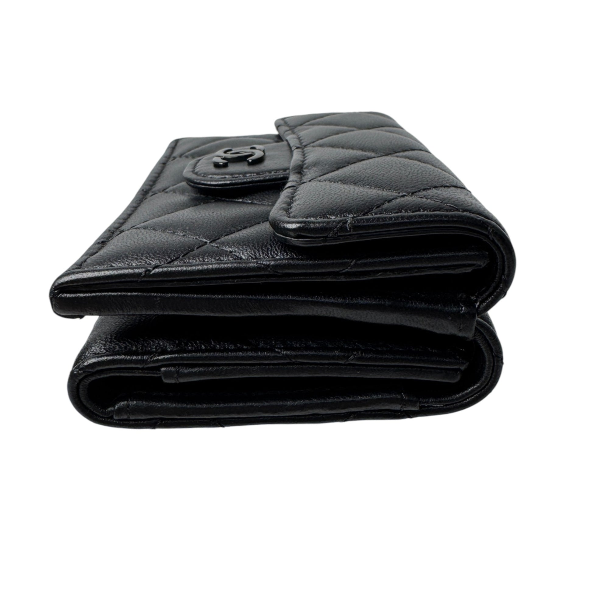 Chanel Black Leather Wallet (Tri-Fold) (Pre-Owned)