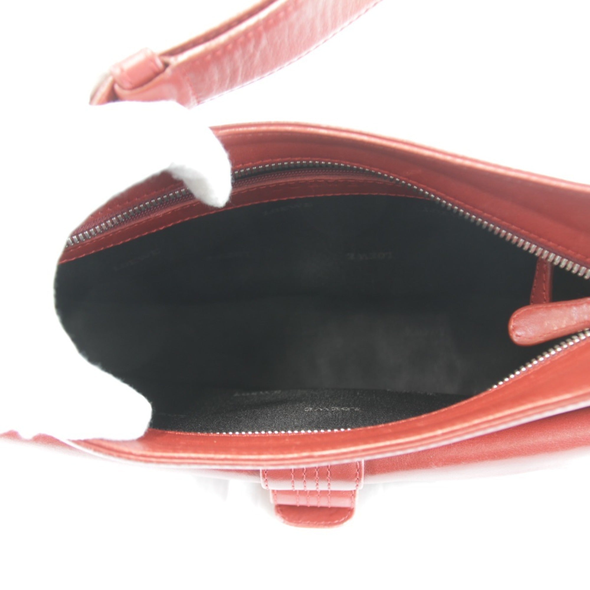 Loewe Red Color Leather Shoulder Bag (Pre-Owned)