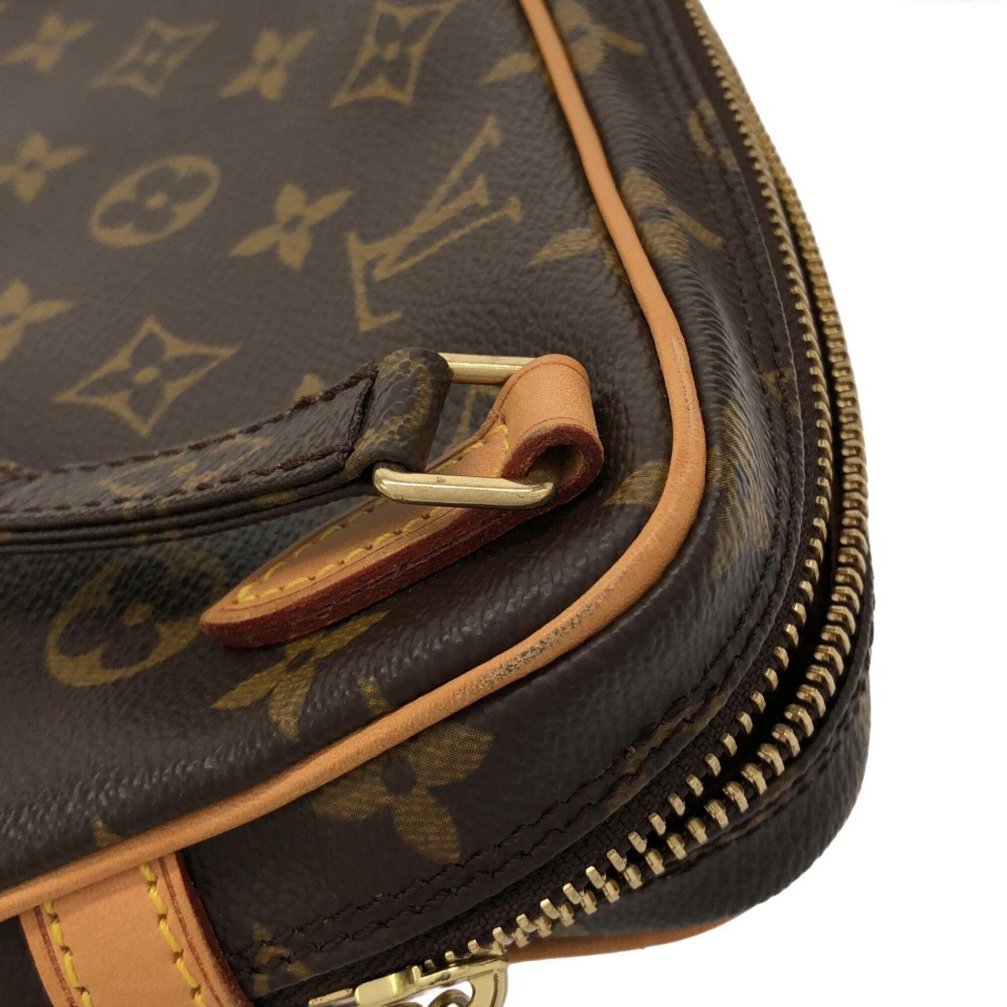 Louis Vuitton Marron Coated Canvas Shoulder Bag (Pre-Owned)