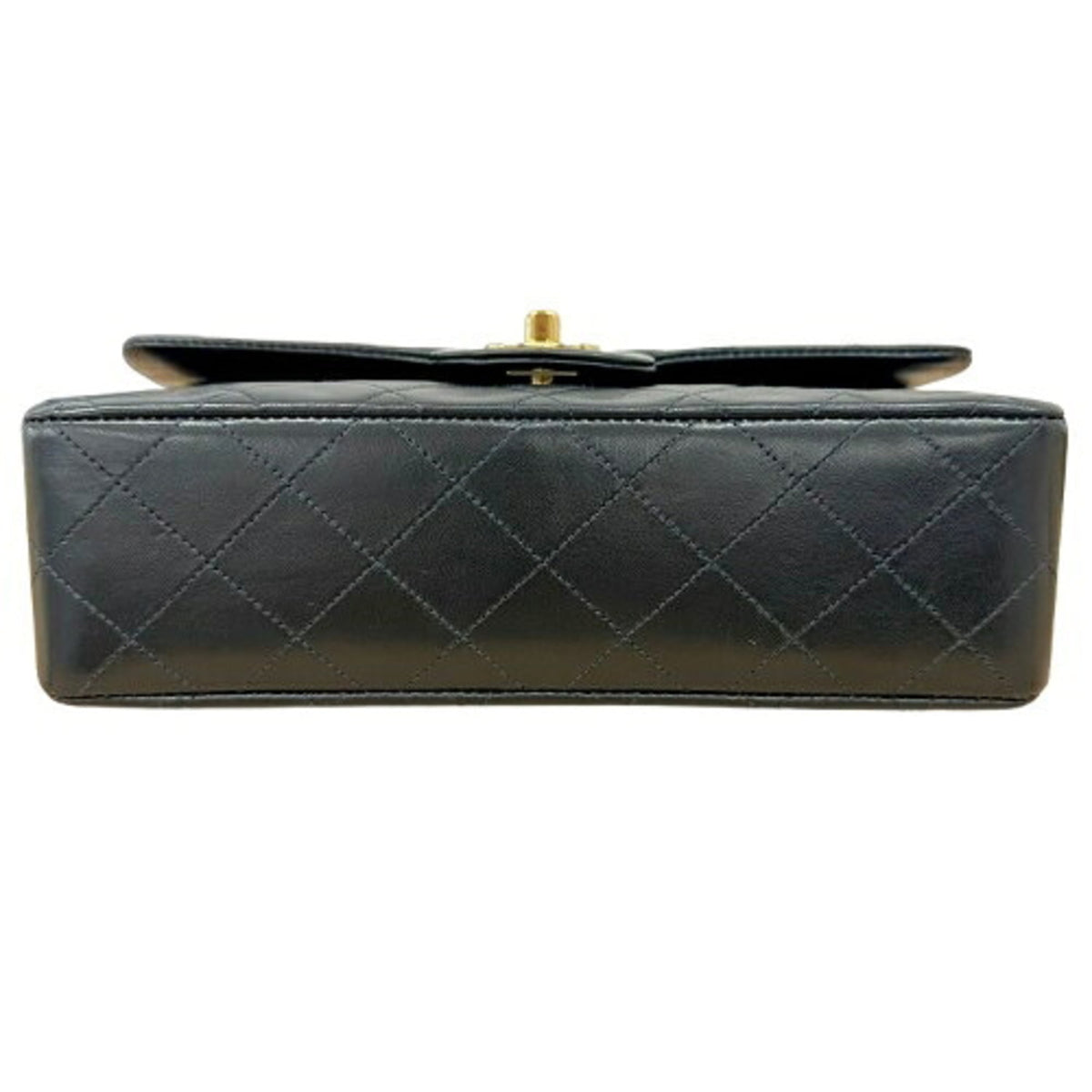 Chanel Black Leather Shoulder Bag (Pre-Owned)