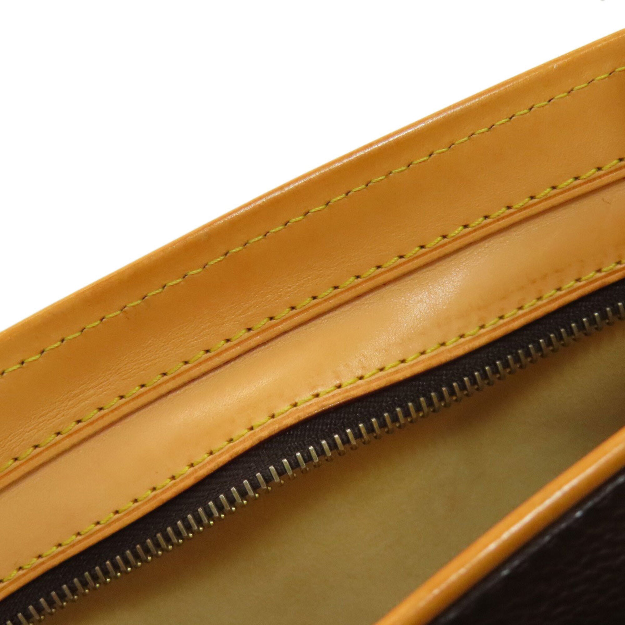 Louis Vuitton Brown Monogram Monogram Canvas Shoulder Bag (Pre-Owned)