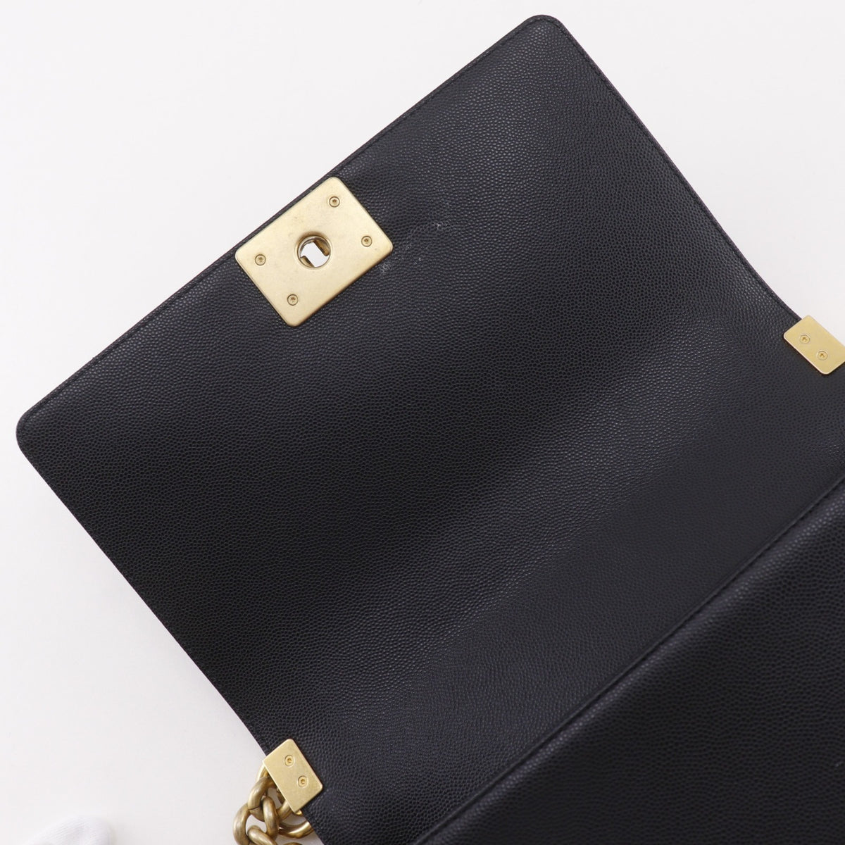 Chanel Black Grained Calfskin Shoulder Bag (Pre-Owned)