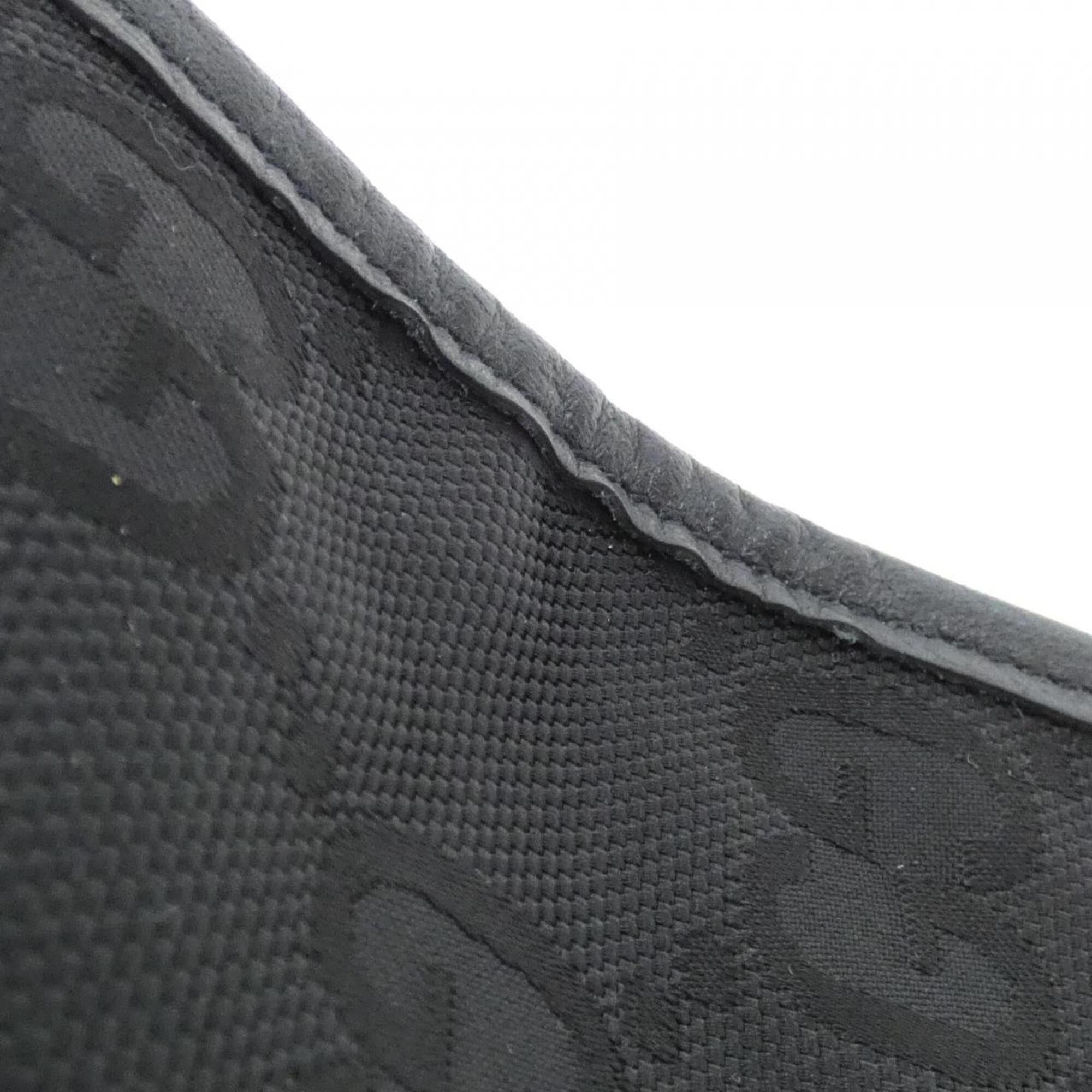Gucci Black Nylon Leather Handbag (Pre-Owned)