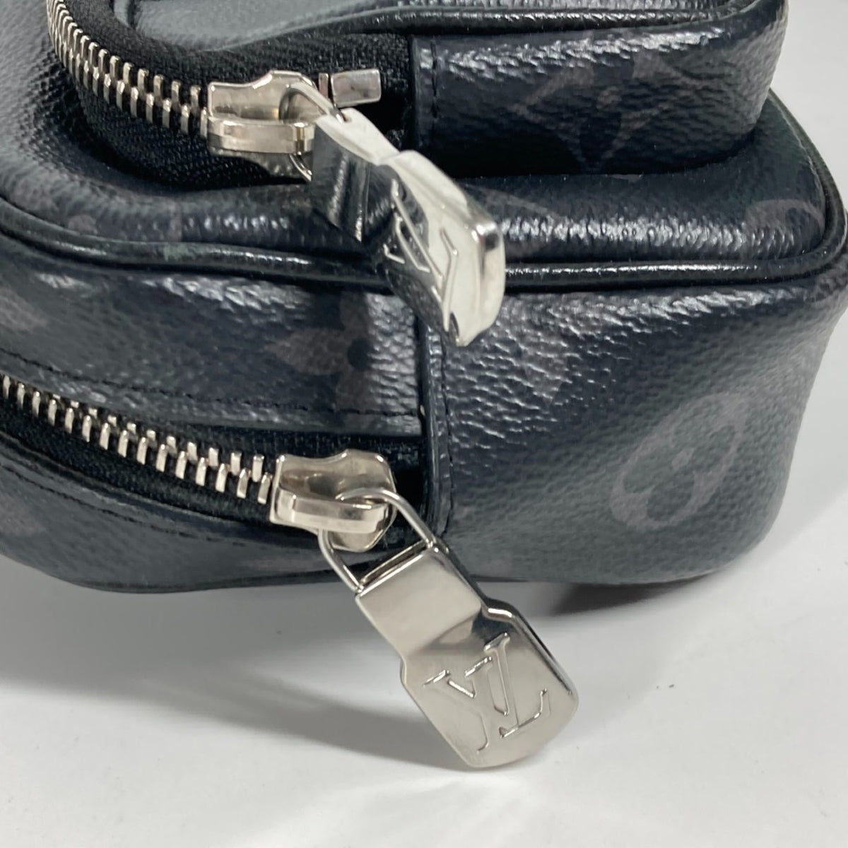 Louis Vuitton Black Monogram Eclipse Shoulder Bag (Pre-Owned)