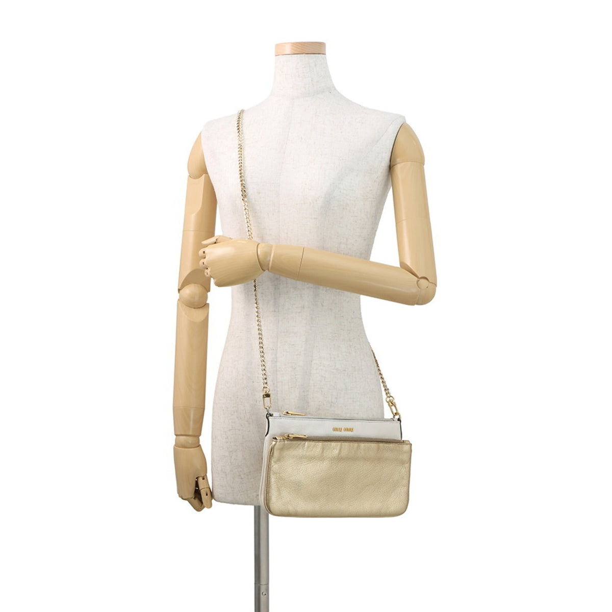 Miu Miu Gold White Leather Shoulder Bag (Pre-Owned)