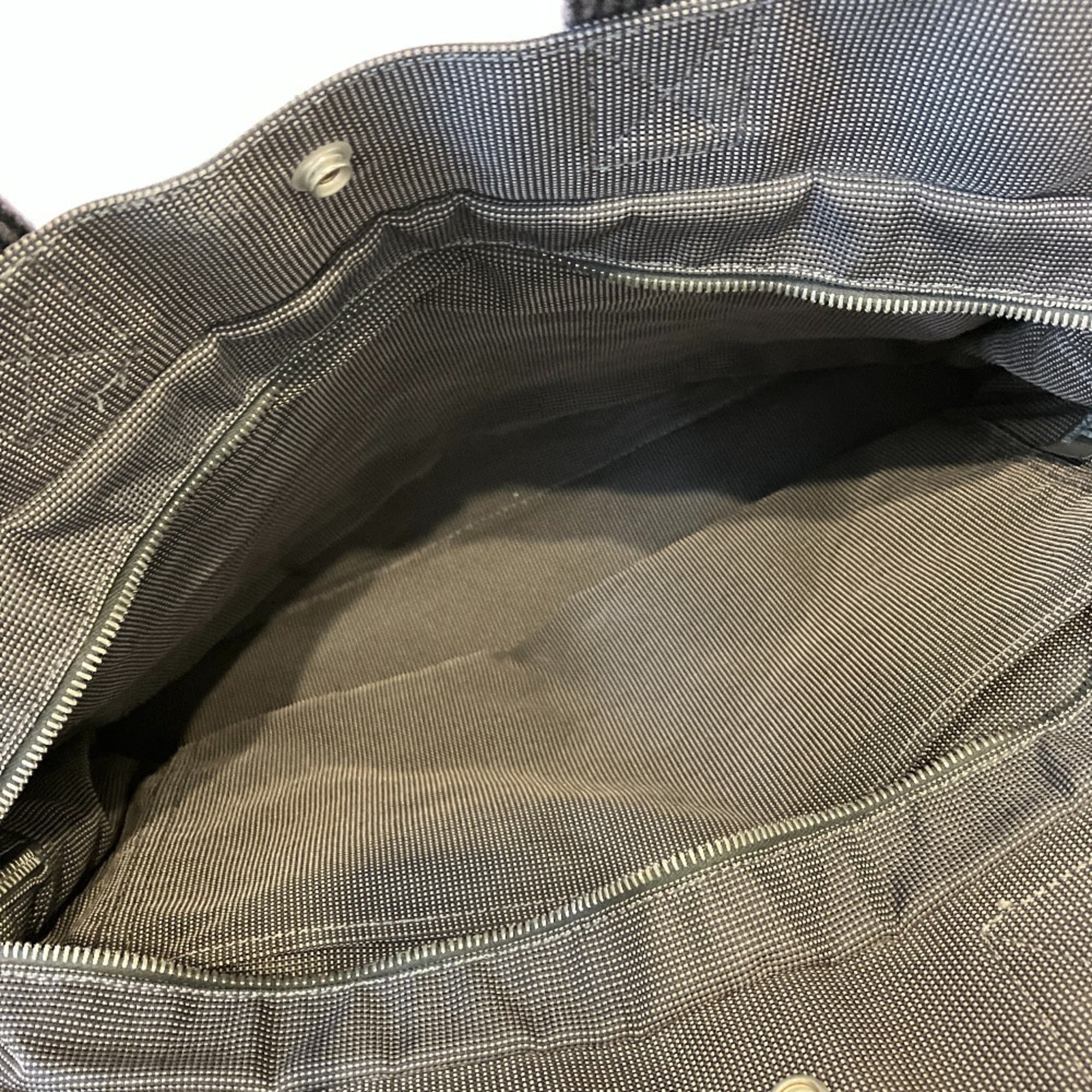 Hermes Gray Tote Bag (Pre-Owned)