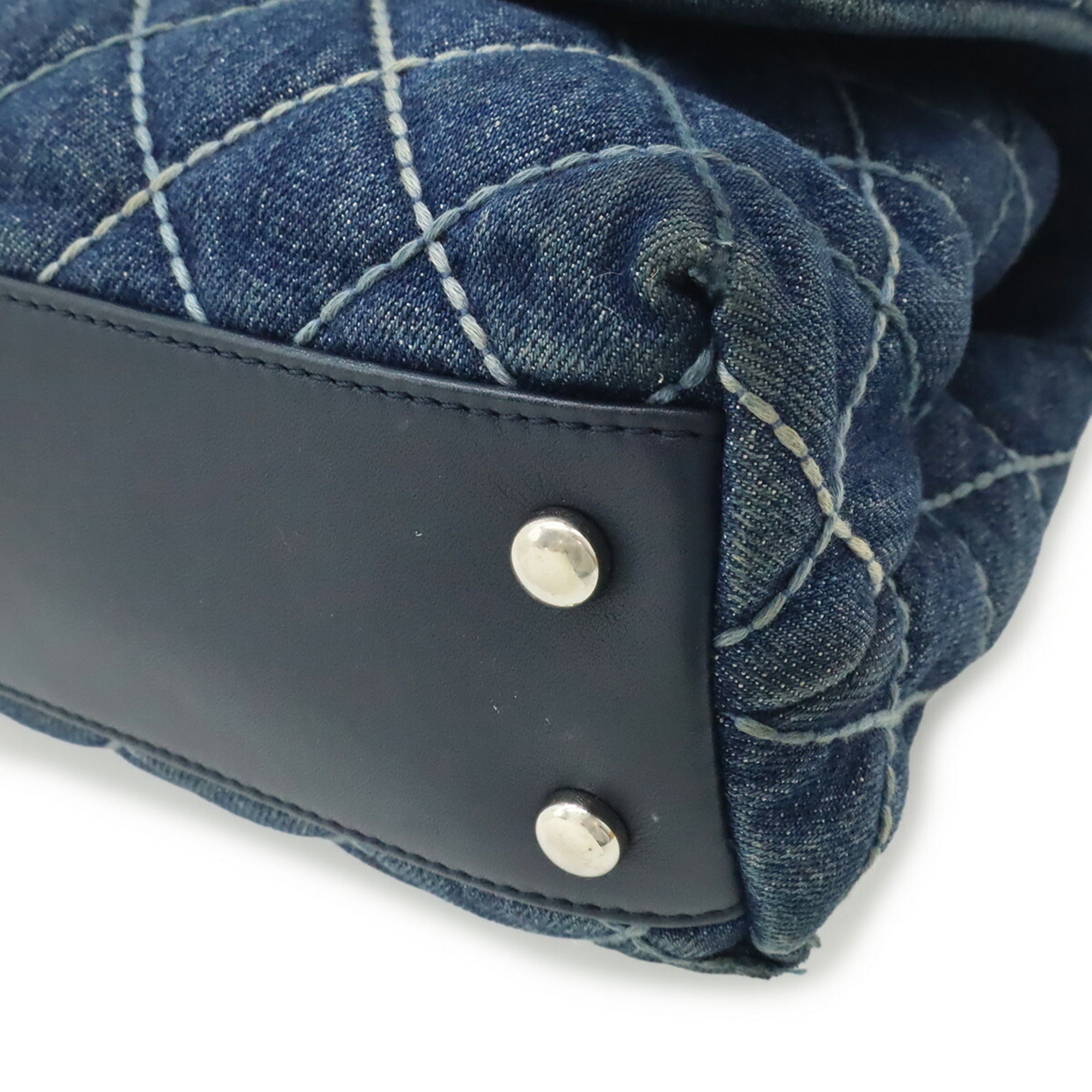 Chanel Wild Stitch Blue Denim Leather Handbag (Pre-Owned)
