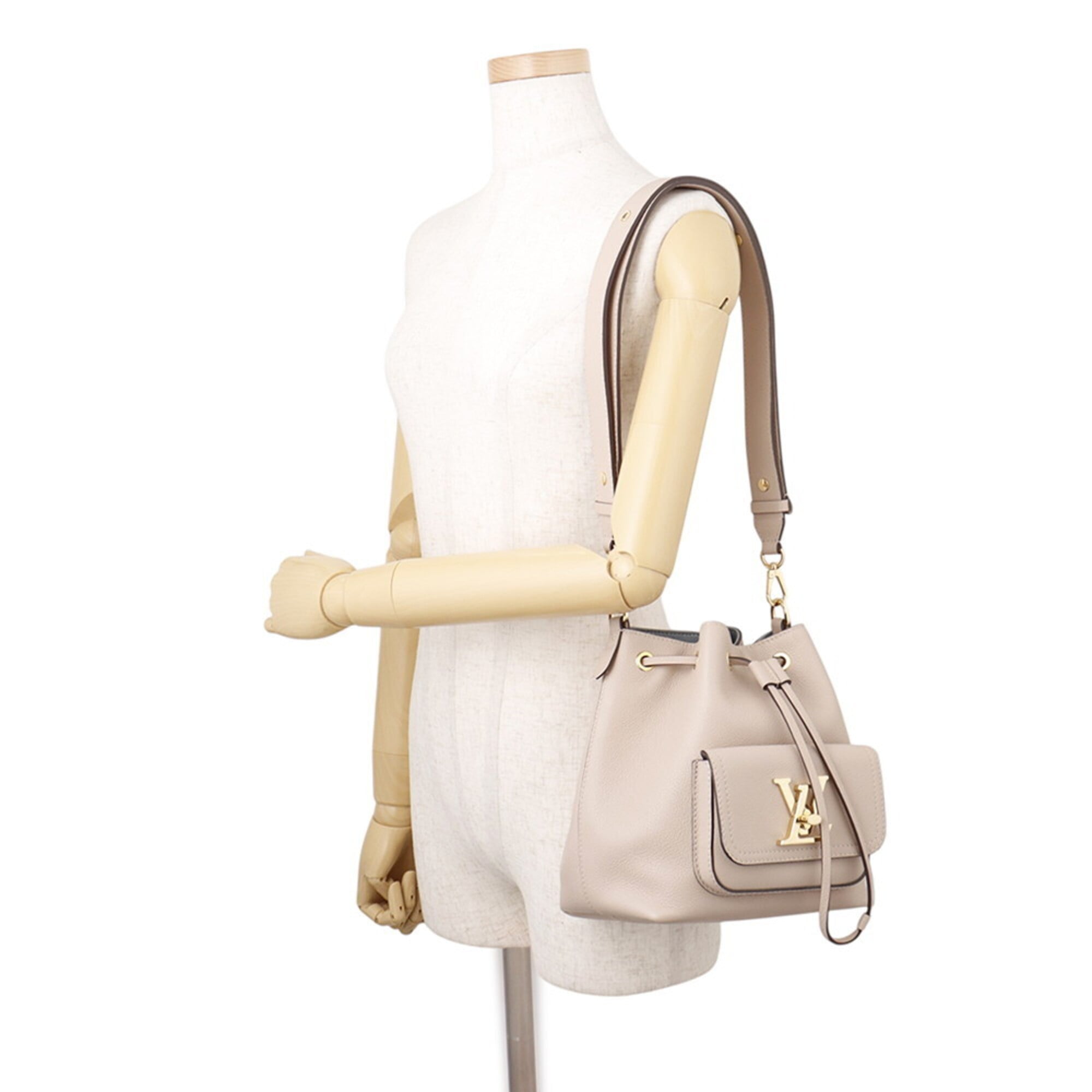 Louis Vuitton Beige Leather Handbag Shoulder Bag (Pre-Owned)