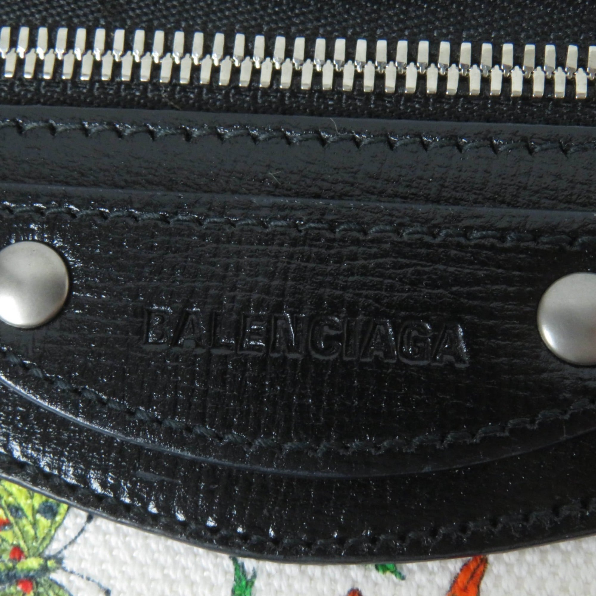 Gucci Multi-Color Long Wallet (Bi-Fold) (Pre-Owned)
