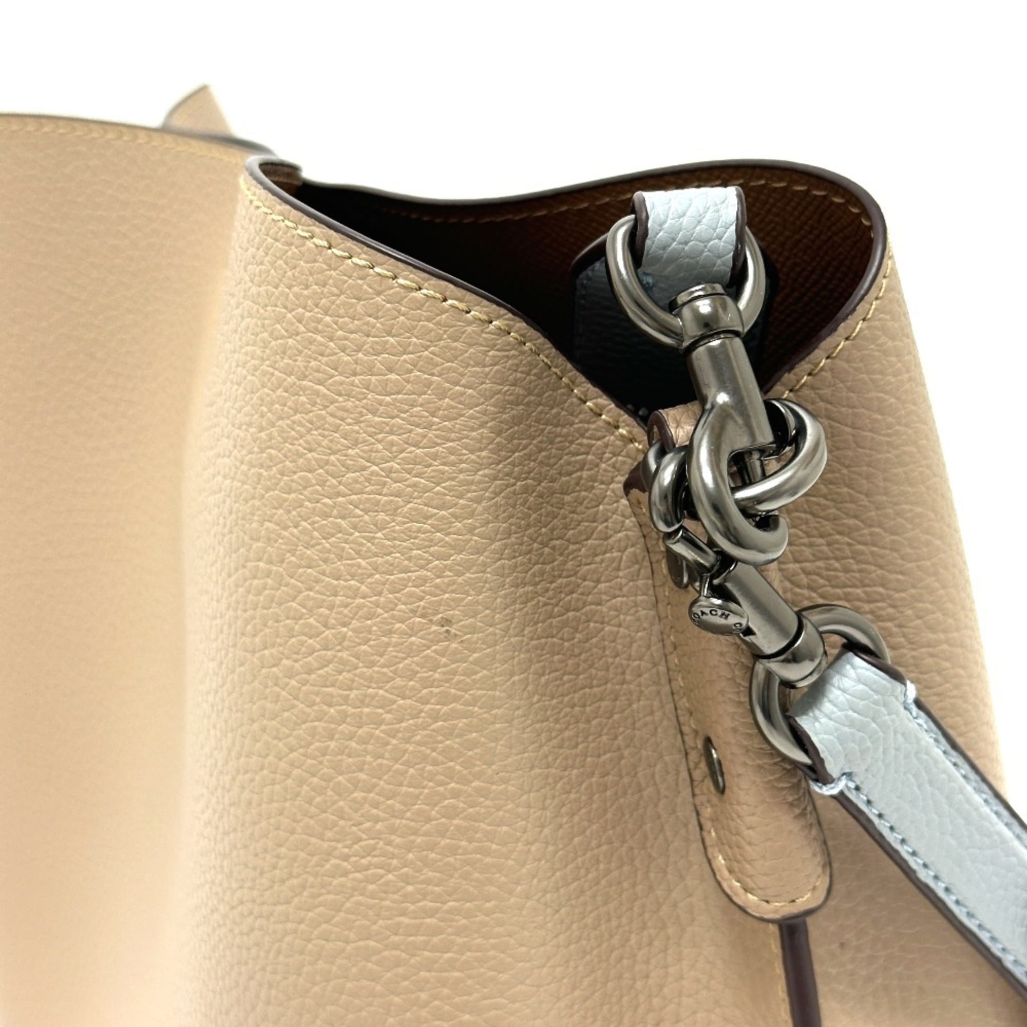 Coach Beige Blue Bordeaux Brown Leather Shoulder Bag (Pre-Owned)