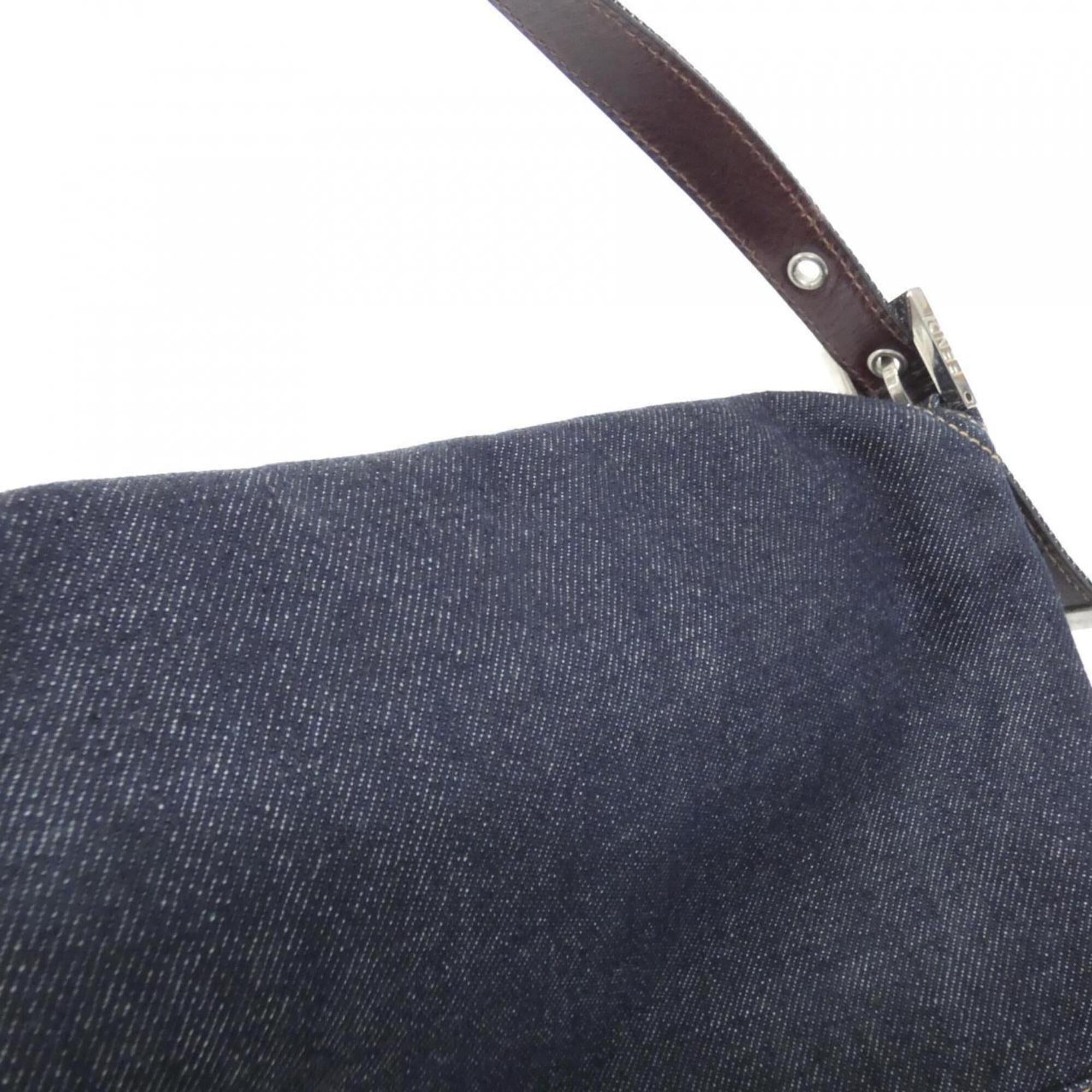 Fendi Baguette Navy Denim Shoulder Bag (Pre-Owned)