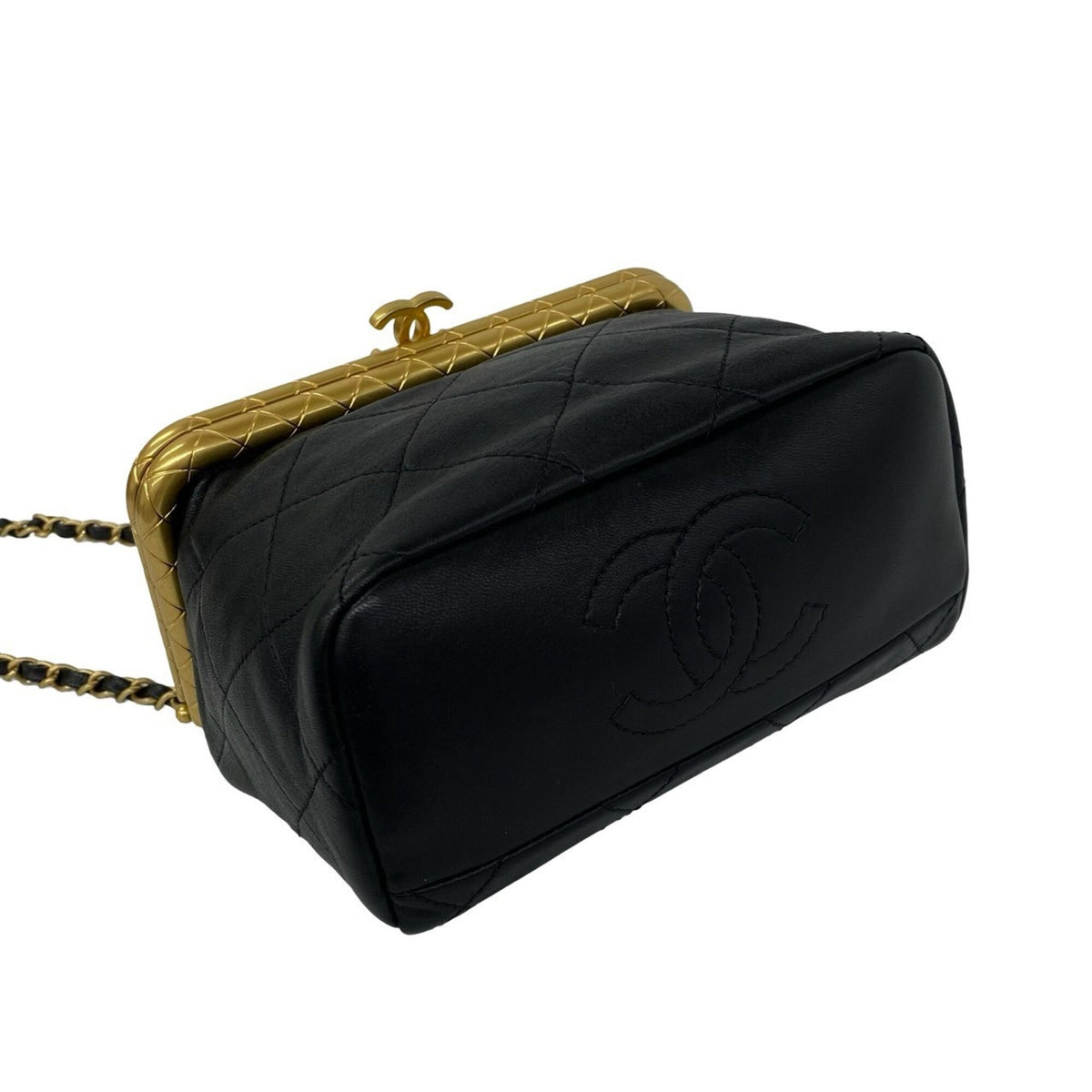 Chanel Black Leather Handbag Shoulder Bag (Pre-Owned)