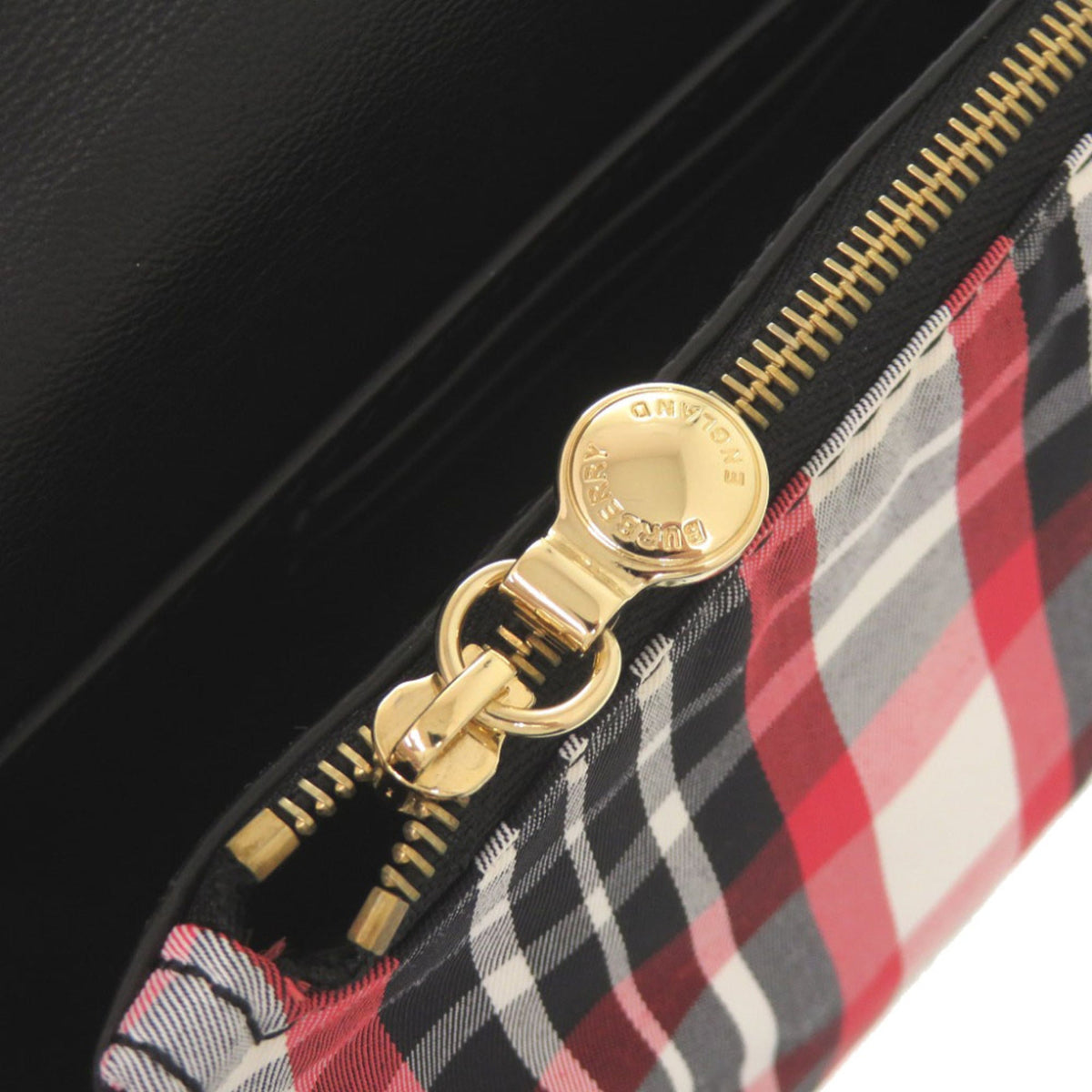 Burberry Black Red Color White Nylon Leather Shoulder Bag (Pre-Owned)