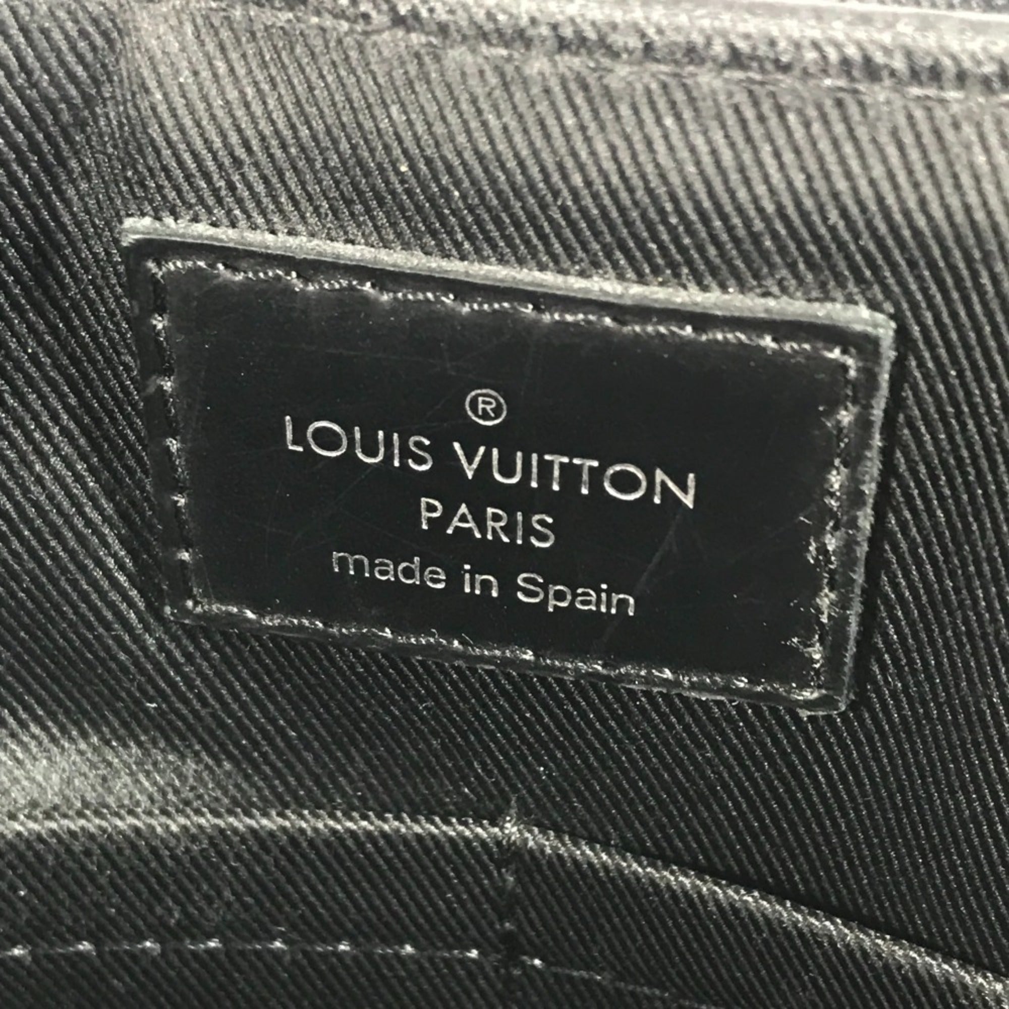 Louis Vuitton Black Monogram Eclipse Monogram Eclipse Messenger Bag Shoulder Bag (Pre-Owned)