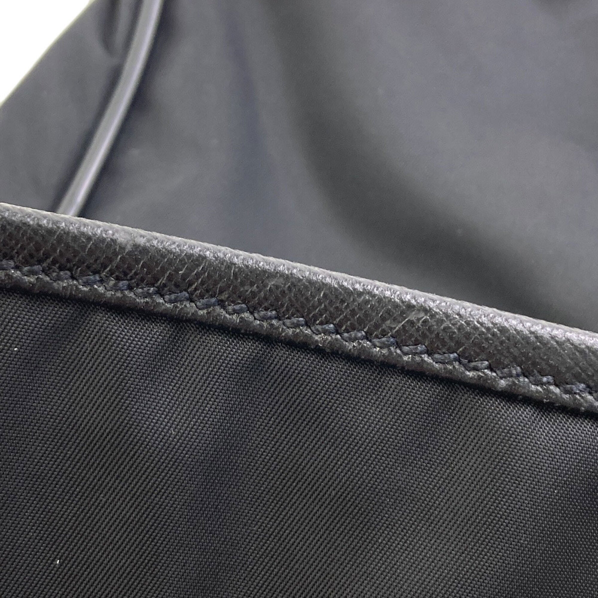 Prada Black Nylon Canvas Shoulder Bag (Pre-Owned)
