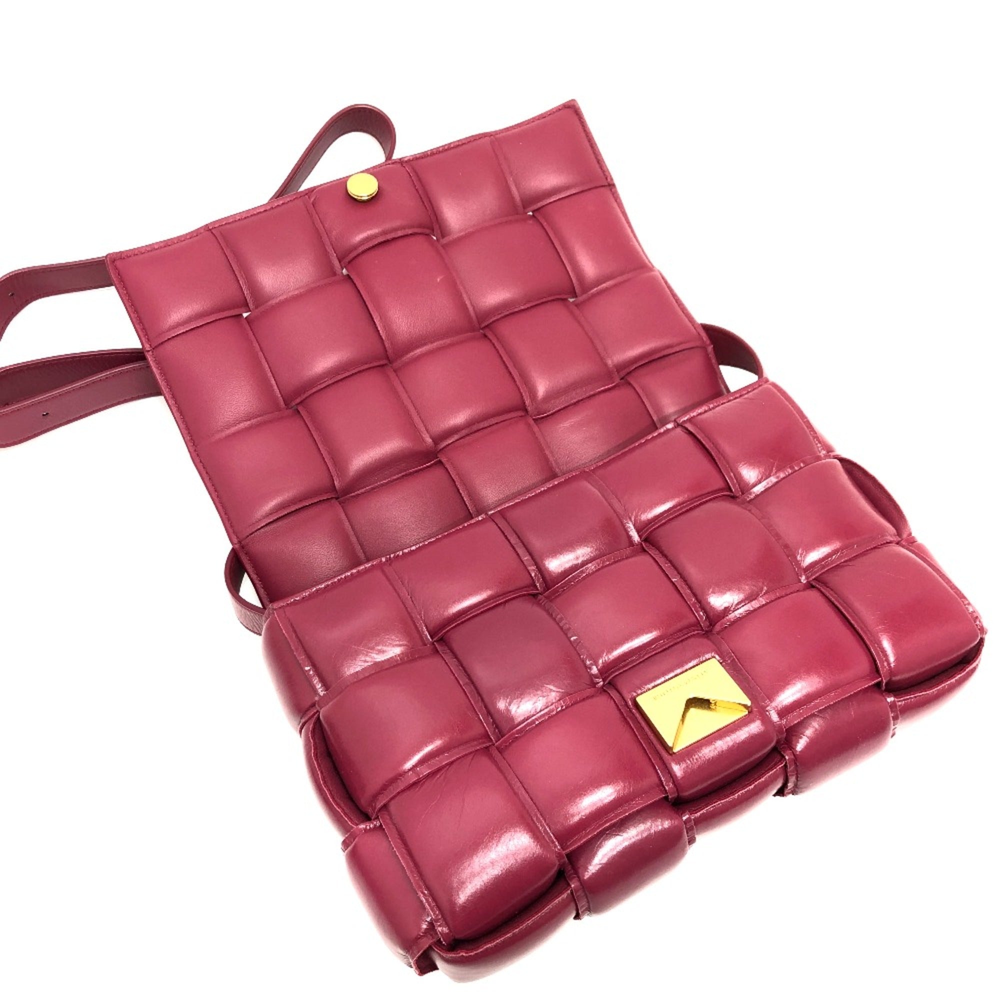 Bottega Veneta Other Leather Shoulder Bag (Pre-Owned)