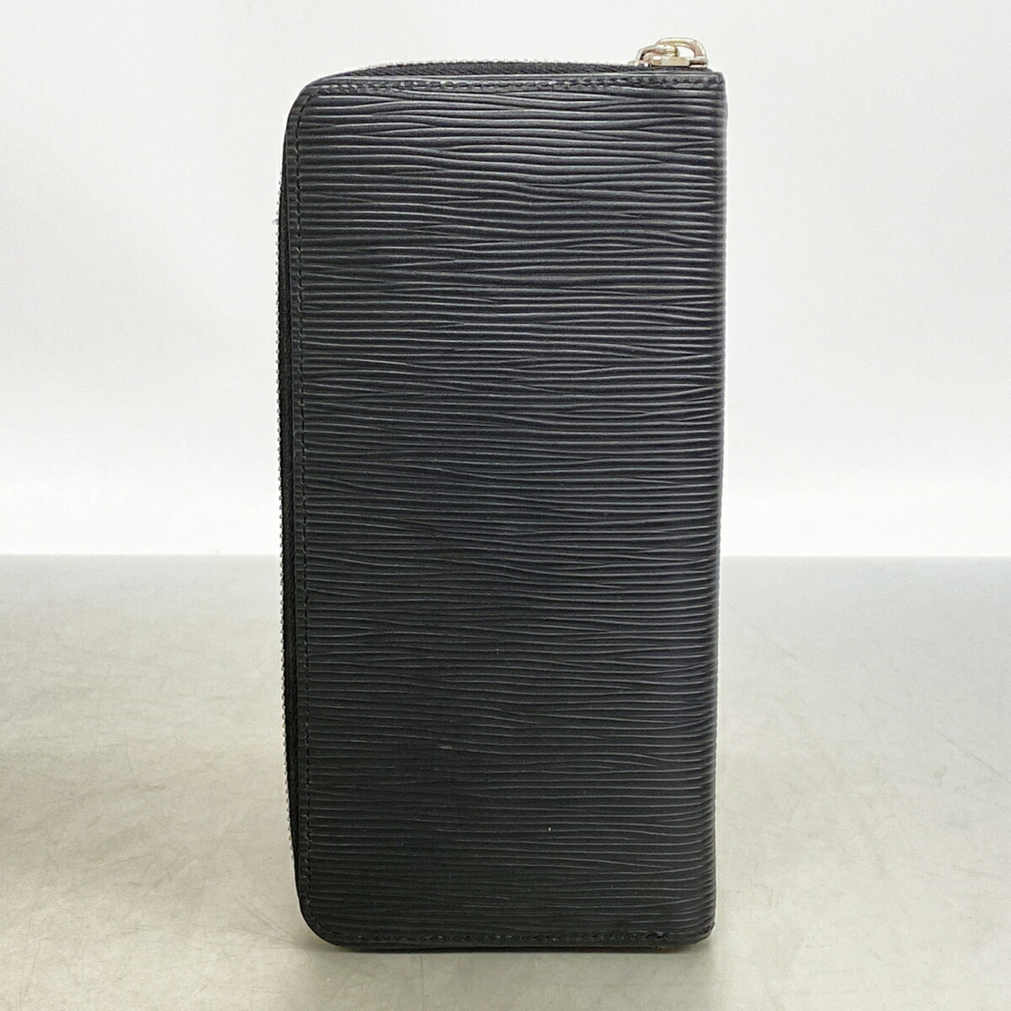 Louis Vuitton Noir Long Wallet (Bi-Fold) (Pre-Owned)