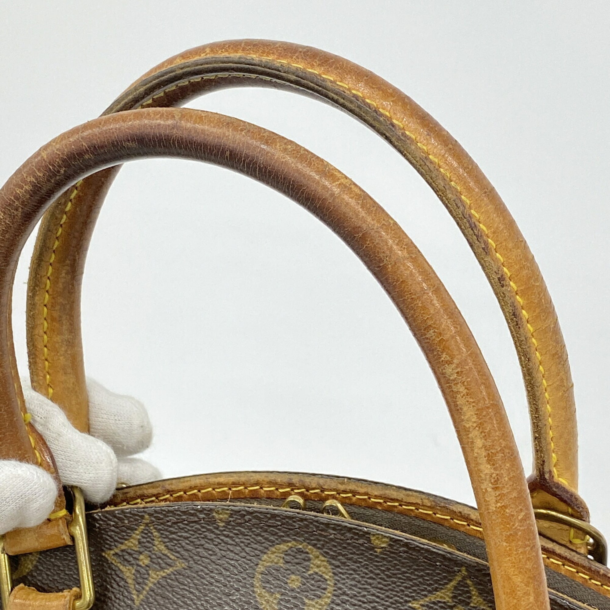 Louis Vuitton Brown Handbag (Pre-Owned)