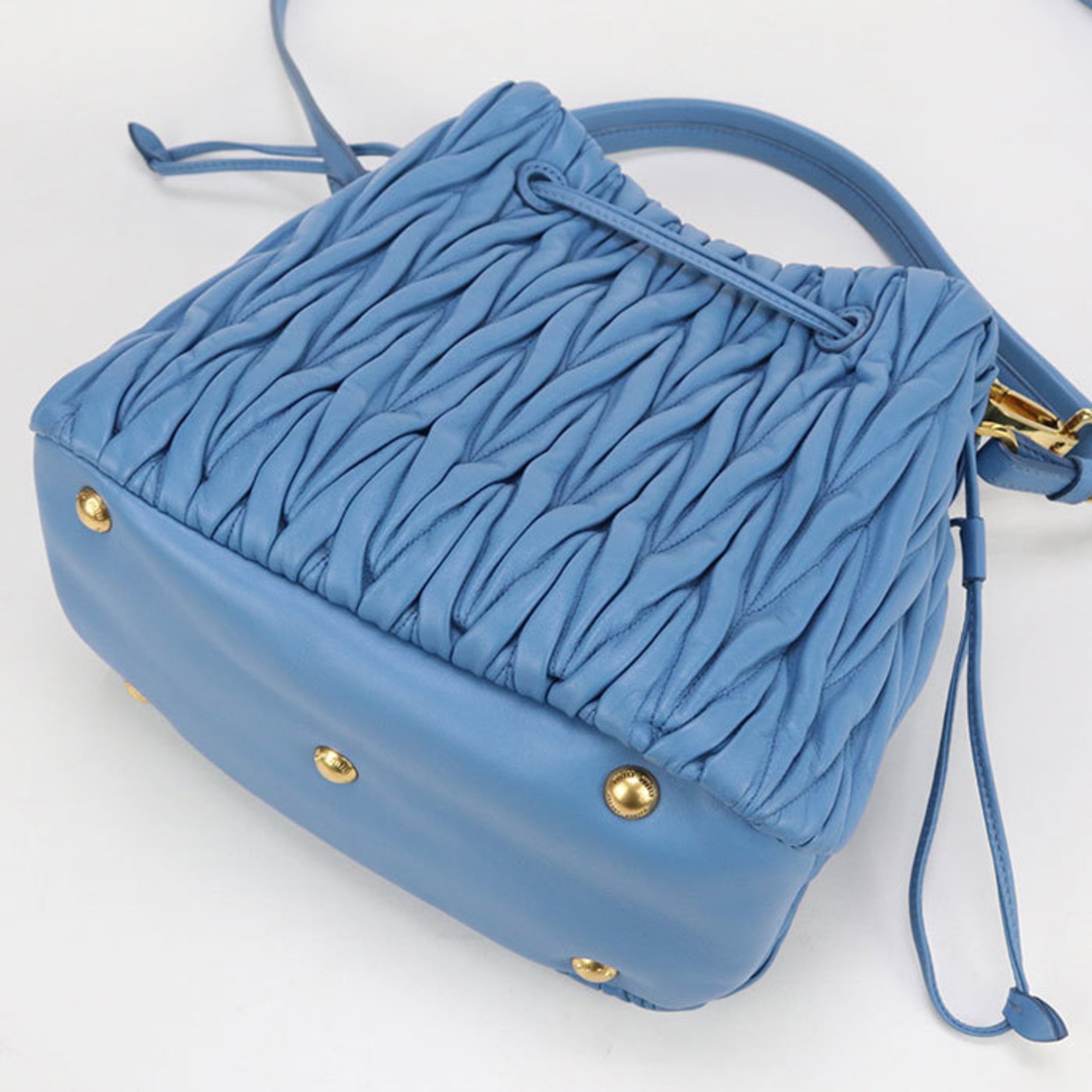 Miu Miu Blue Leather Handbag (Pre-Owned)