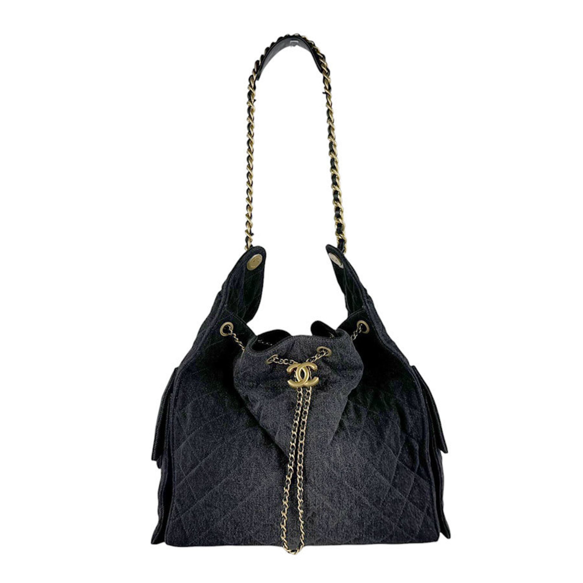 Chanel Black Denim Shoulder Bag (Pre-Owned)