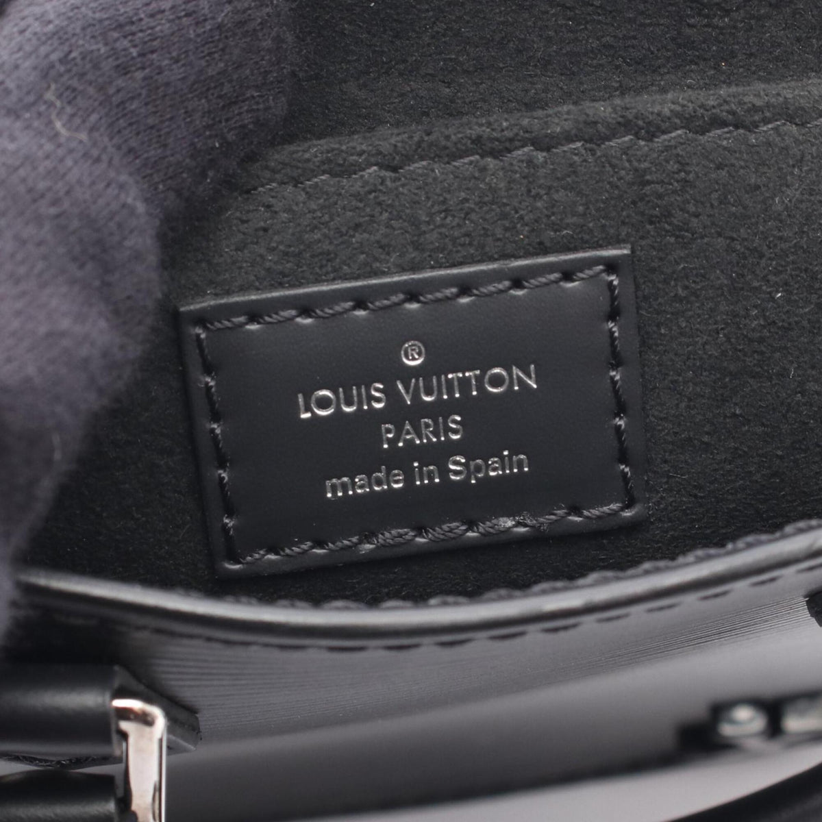 Louis Vuitton Black Epi Leather Handbag (Pre-Owned)