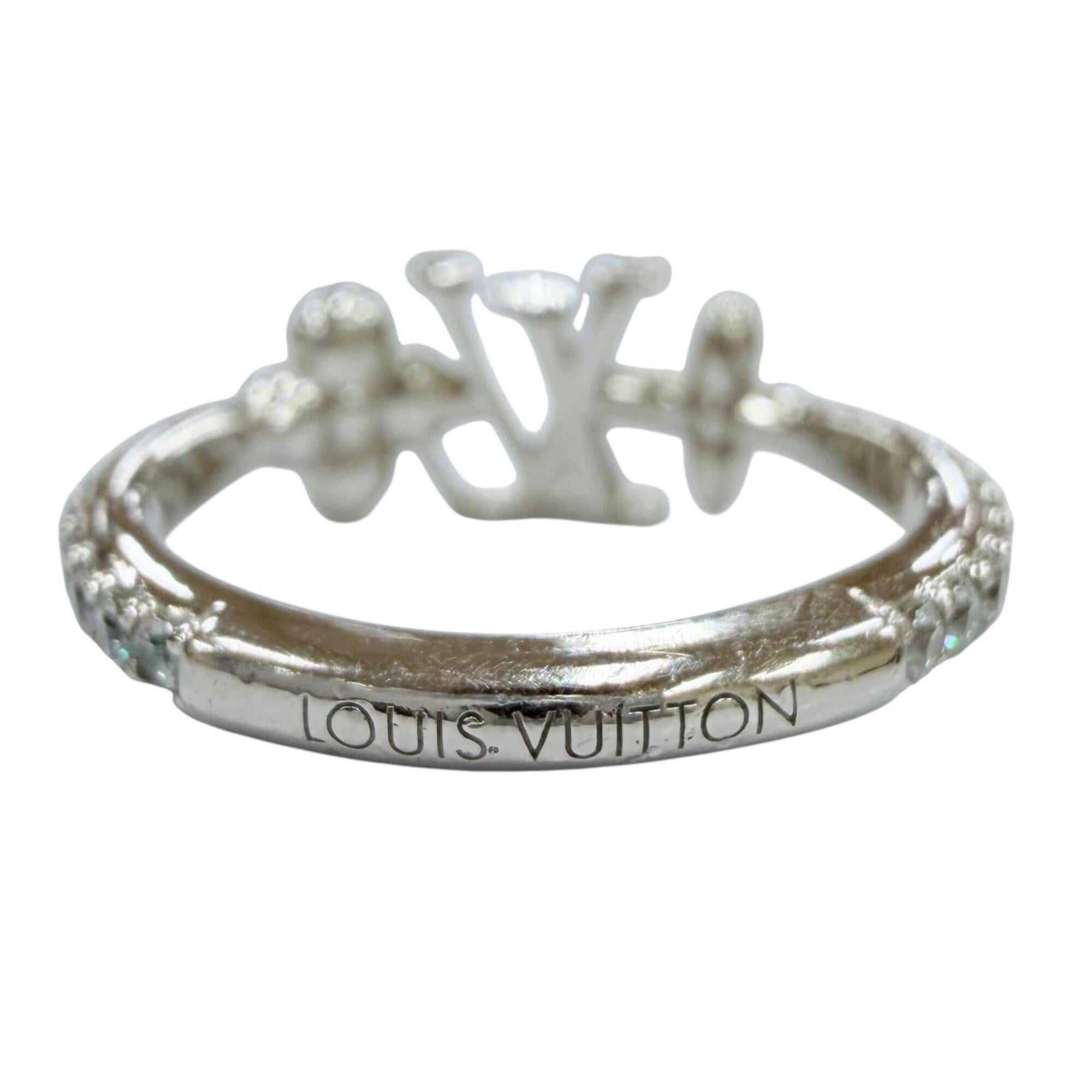 Louis Vuitton Silver Band Ring (Pre-Owned)