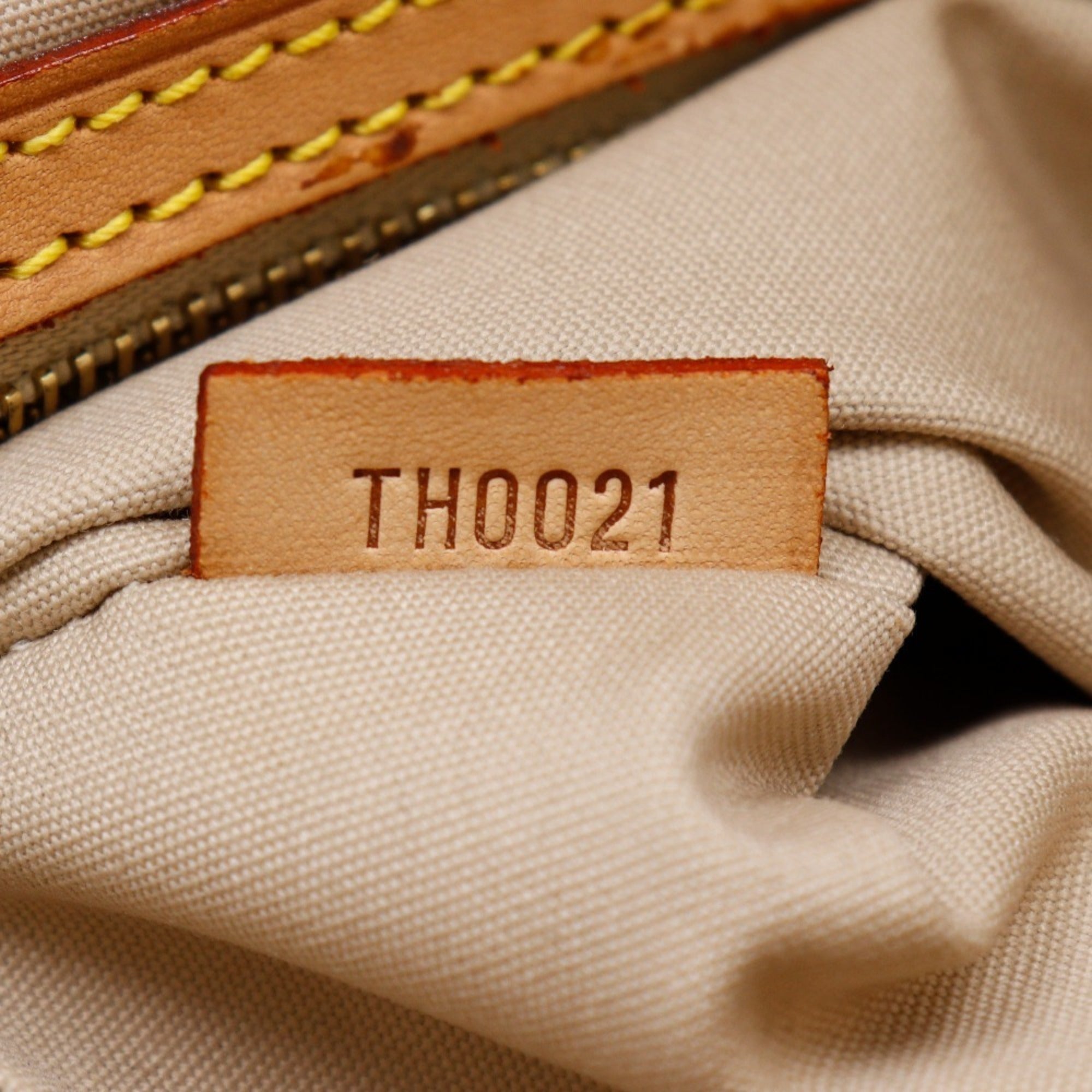 Louis Vuitton Beige Yellow Monogram Vernis Boston Bag Tote Bag (Pre-Owned)