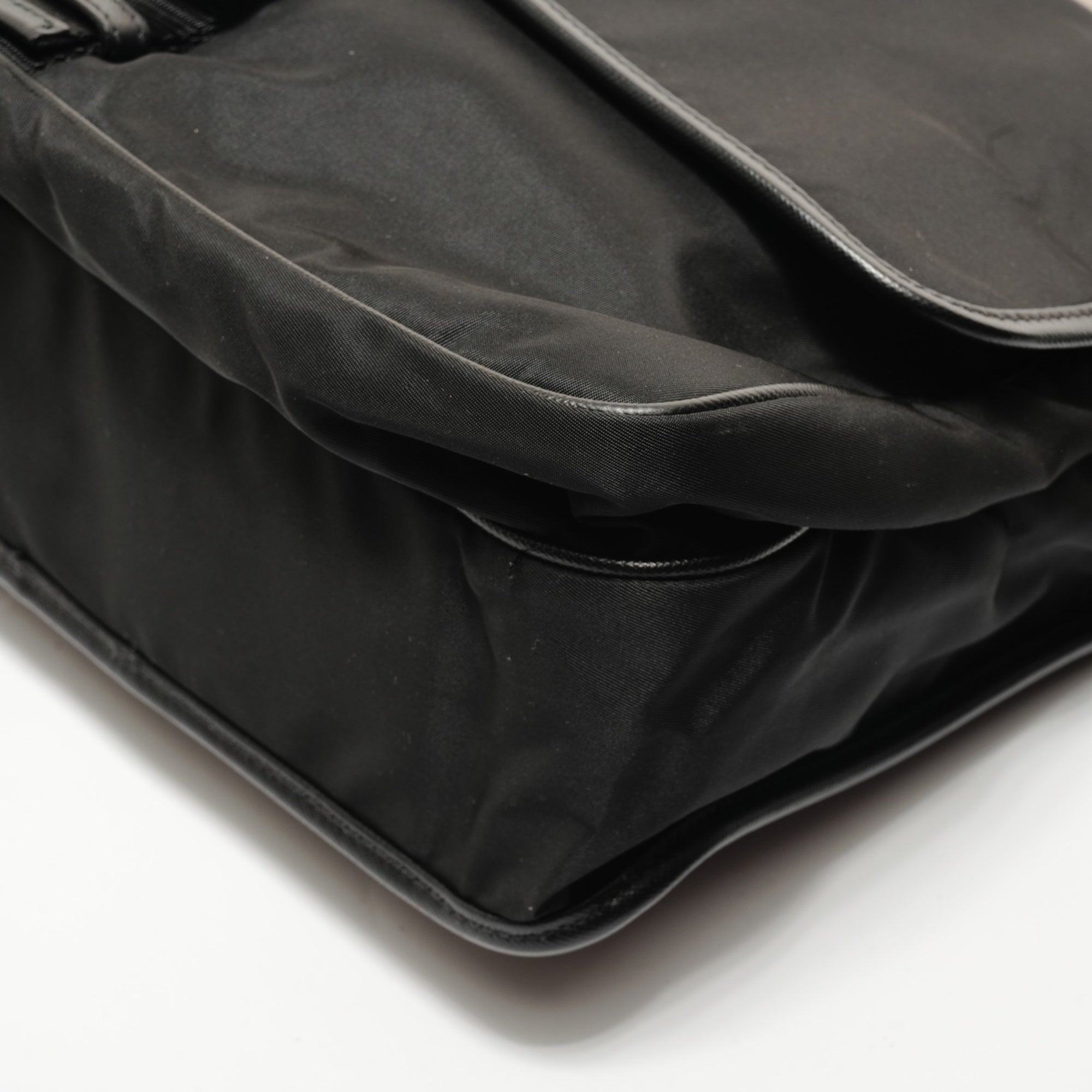 Prada Black Nylon Shoulder Bag (Pre-Owned)