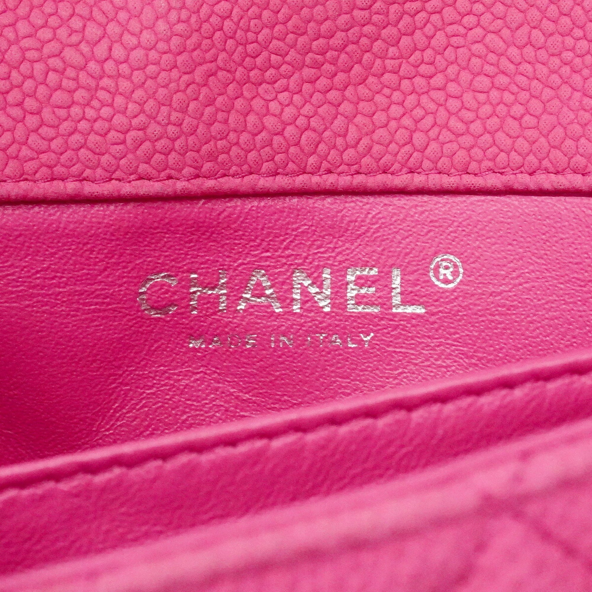 Chanel Pink Grained Calfskin Shoulder Bag (Pre-Owned)