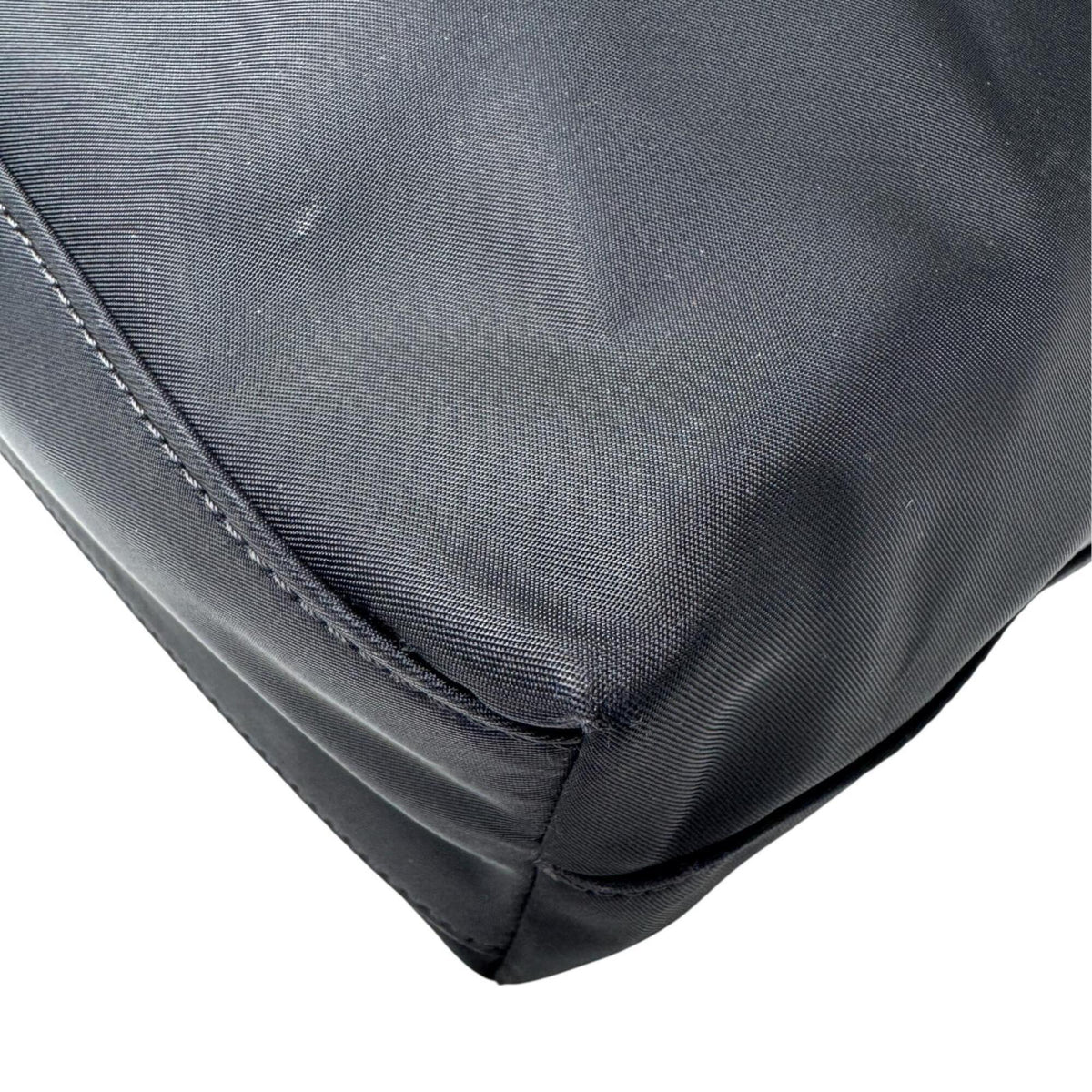 Burberry Black Nylon Shoulder Bag Tote Bag (Pre-Owned)