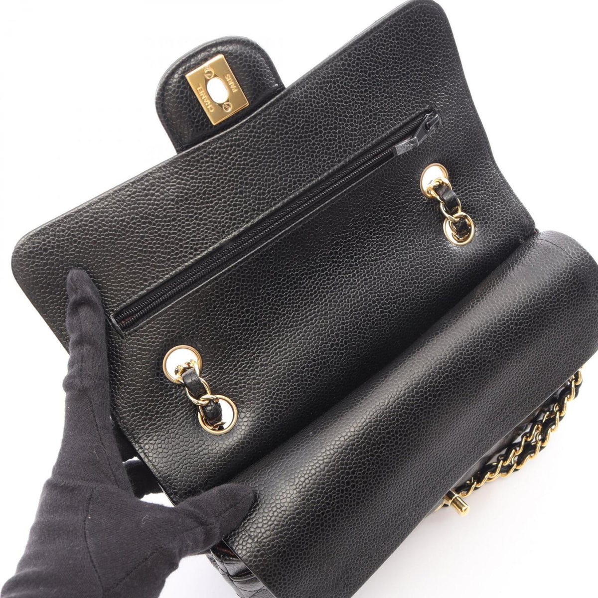Chanel Black Grained Calfskin Handbag Shoulder Bag (Pre-Owned)