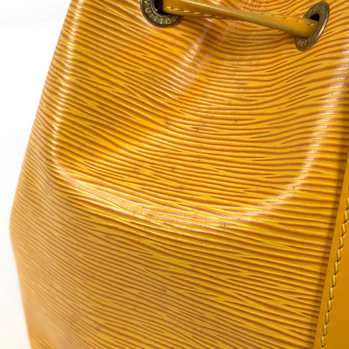 Louis Vuitton Yellow Epi Leather Shoulder Bag (Pre-Owned)