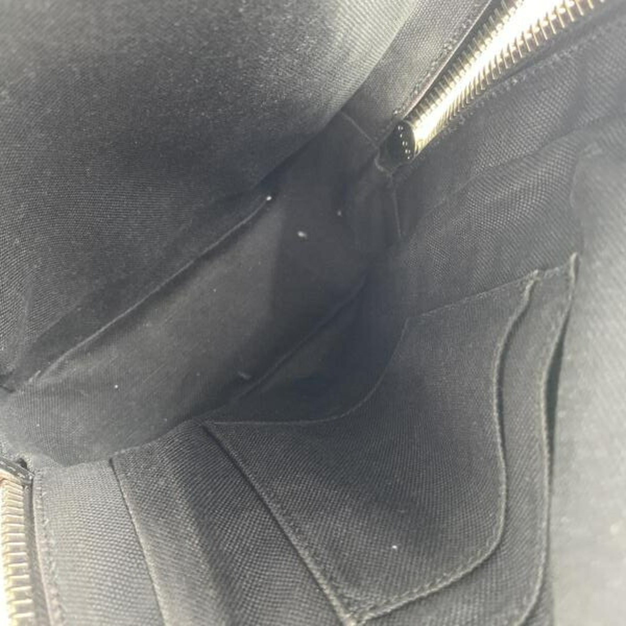Gucci Black Navy Red Color Gg Supreme Sling Bag (Pre-Owned)