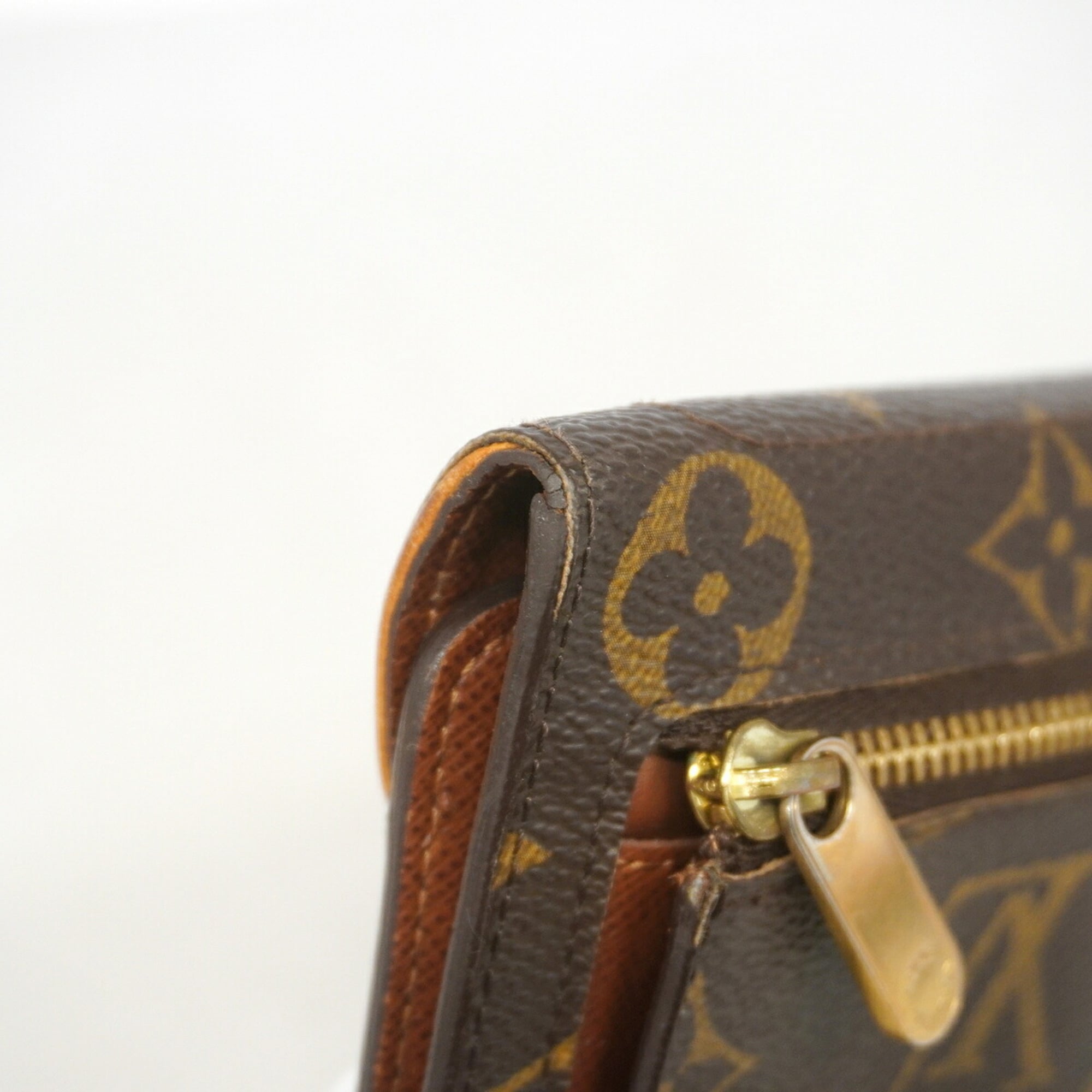 Louis Vuitton Brown Long Wallet (Tri-Fold) (Pre-Owned)