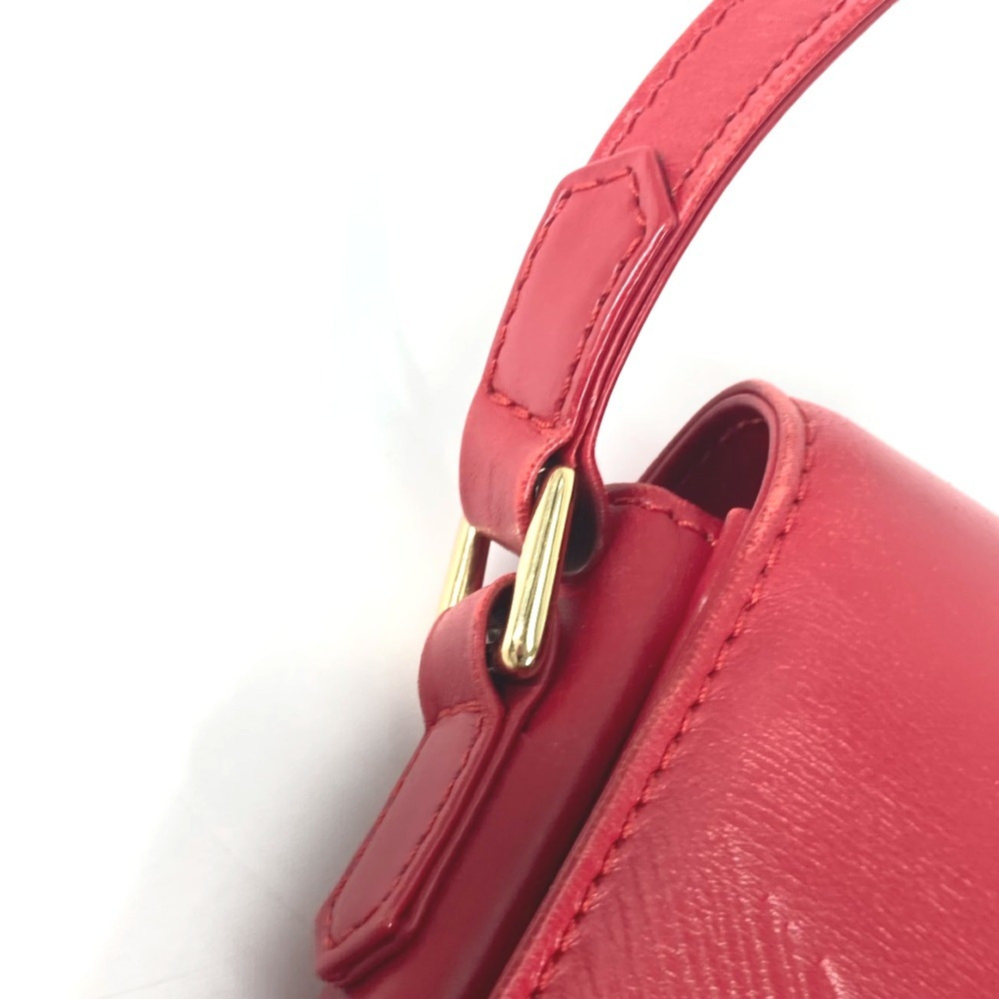 Louis Vuitton Opera Red Color Leather Shoulder Bag (Pre-Owned)