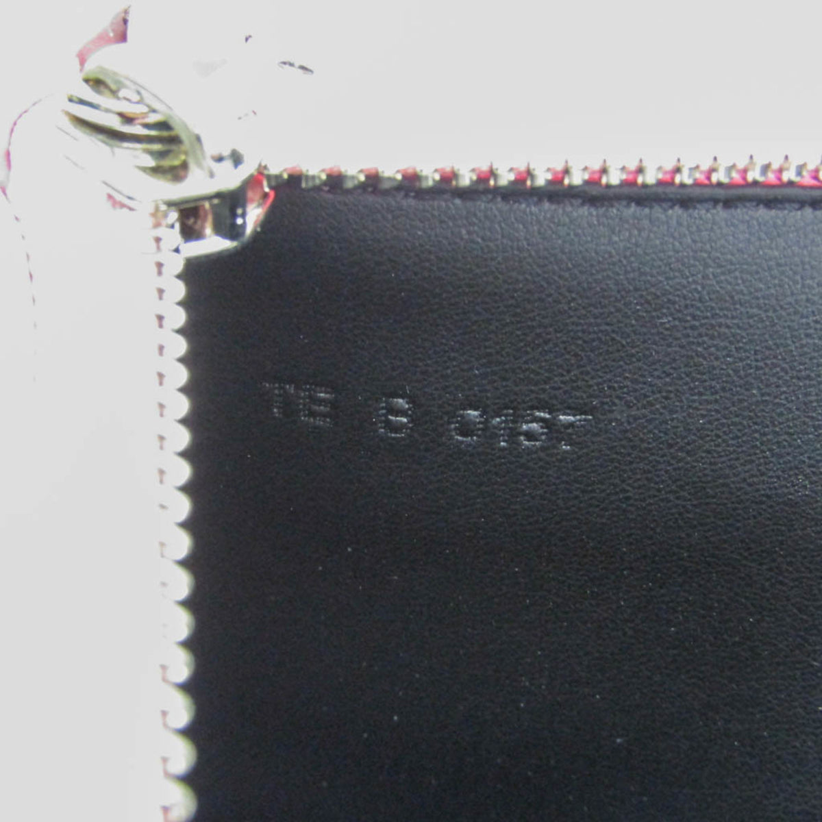 Givenchy Pink Leather Clutch Bag (Pre-Owned)