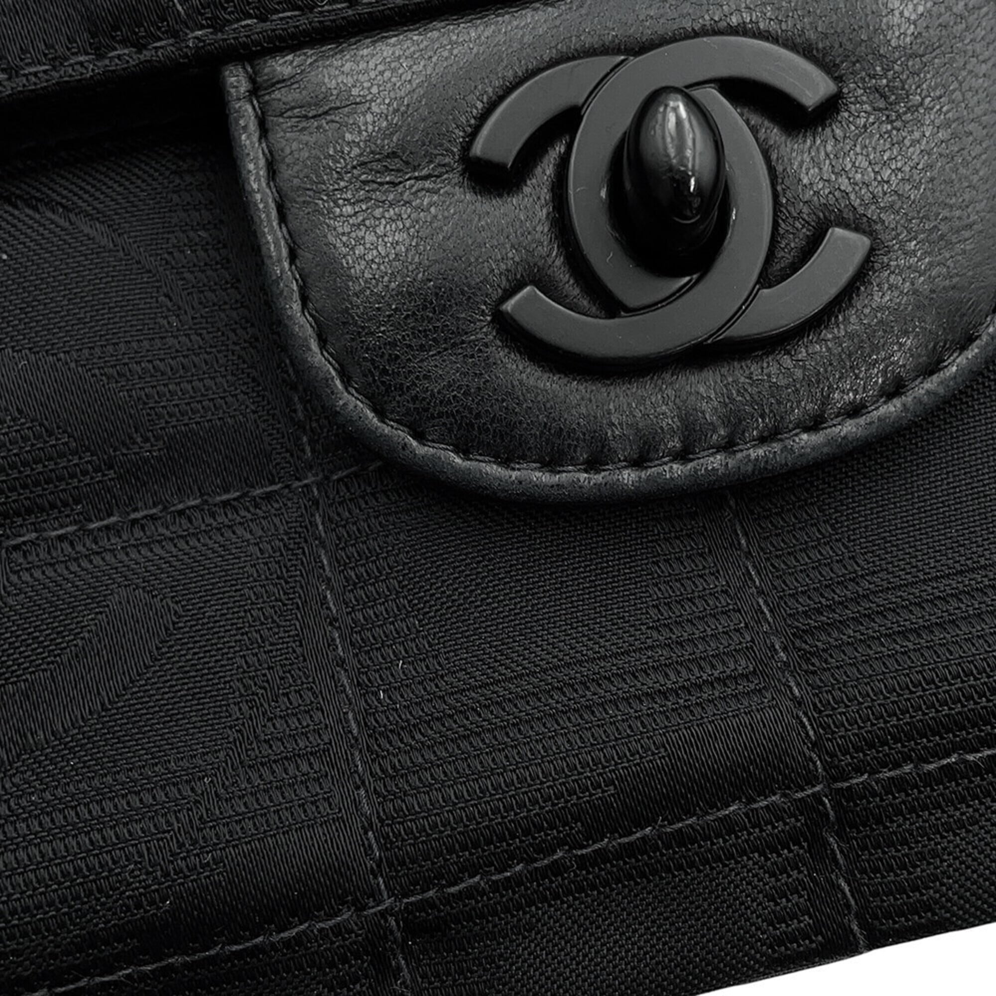 Chanel New Travel Line Black Nylon Handbag Shoulder Bag (Pre-Owned)