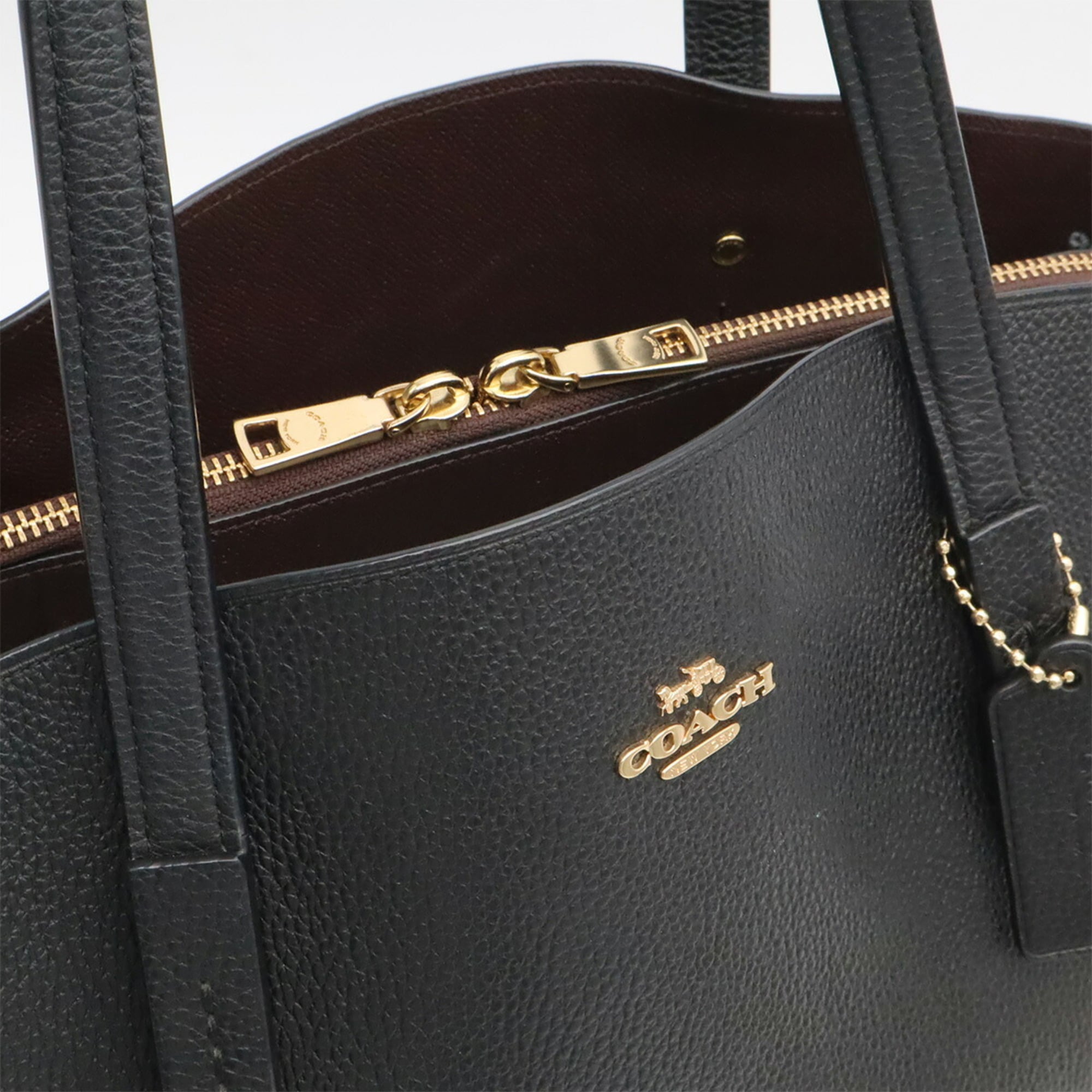 Coach Black Leather Shoulder Bag Tote Bag (Pre-Owned)