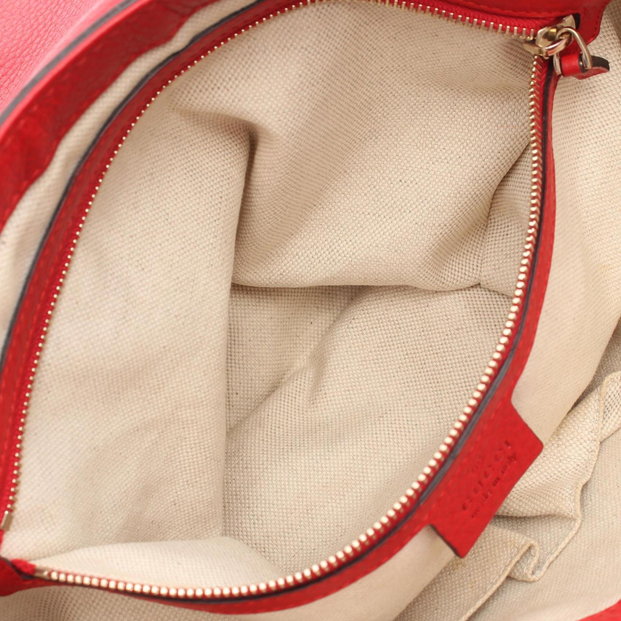 Gucci Red Color Leather Handbag Shoulder Bag (Pre-Owned)