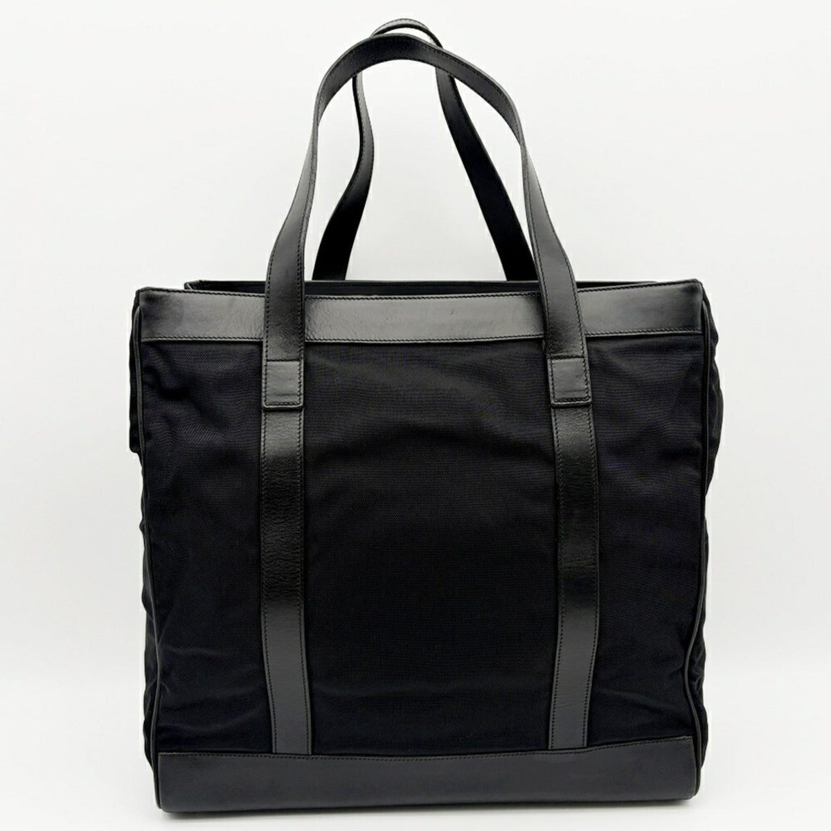 Gucci Black Nylon Leather Tote Bag (Pre-Owned)
