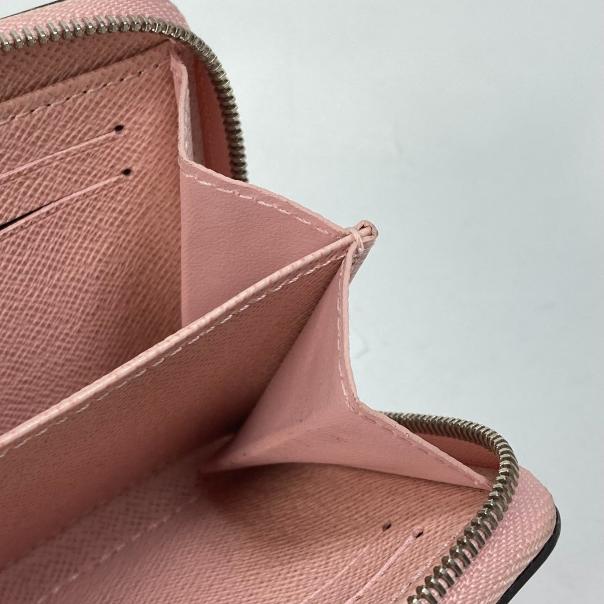 Louis Vuitton Epi Pink Epi Leather Coin Purse/Coin Case (Pre-Owned)
