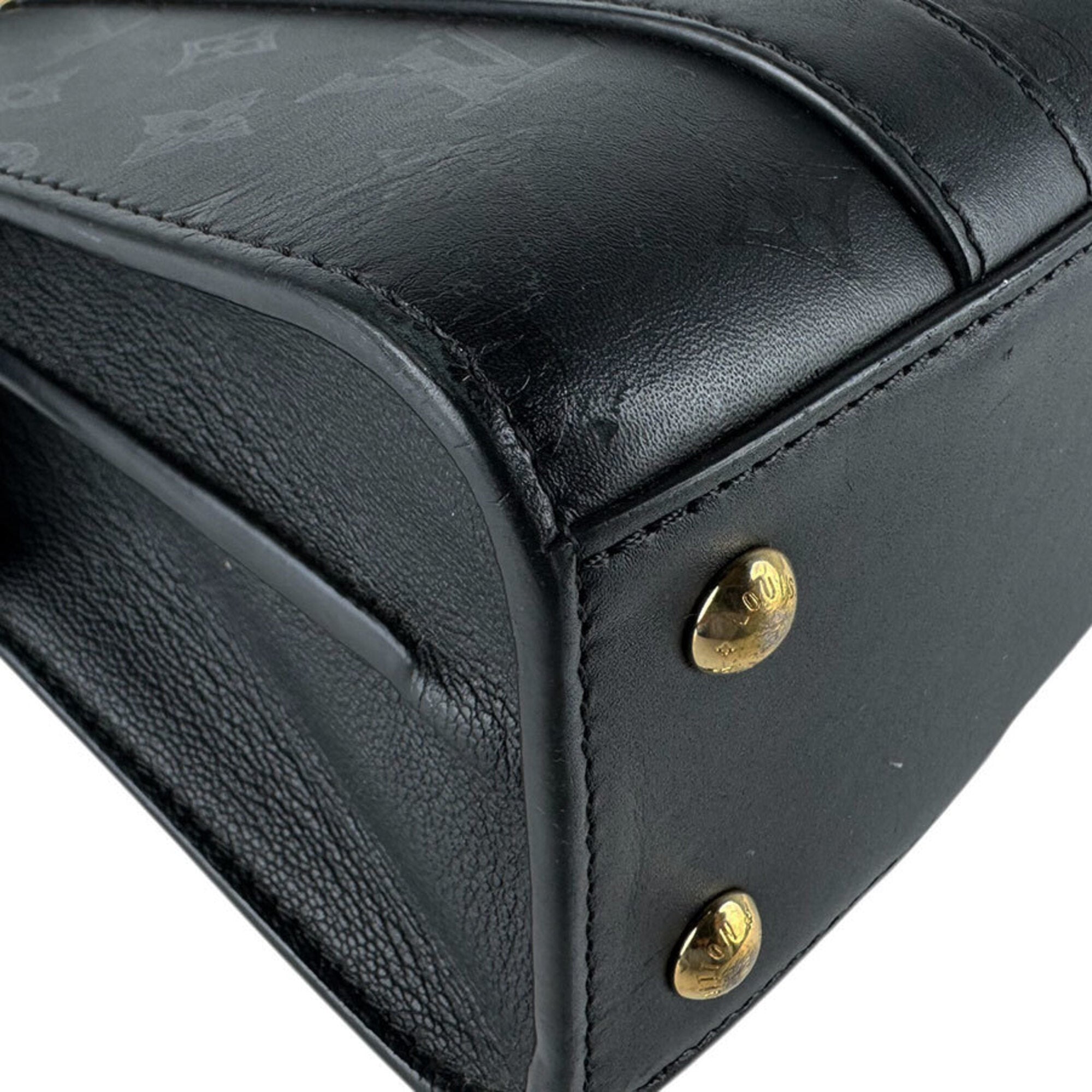 Louis Vuitton Black Leather Handbag Shoulder Bag (Pre-Owned)