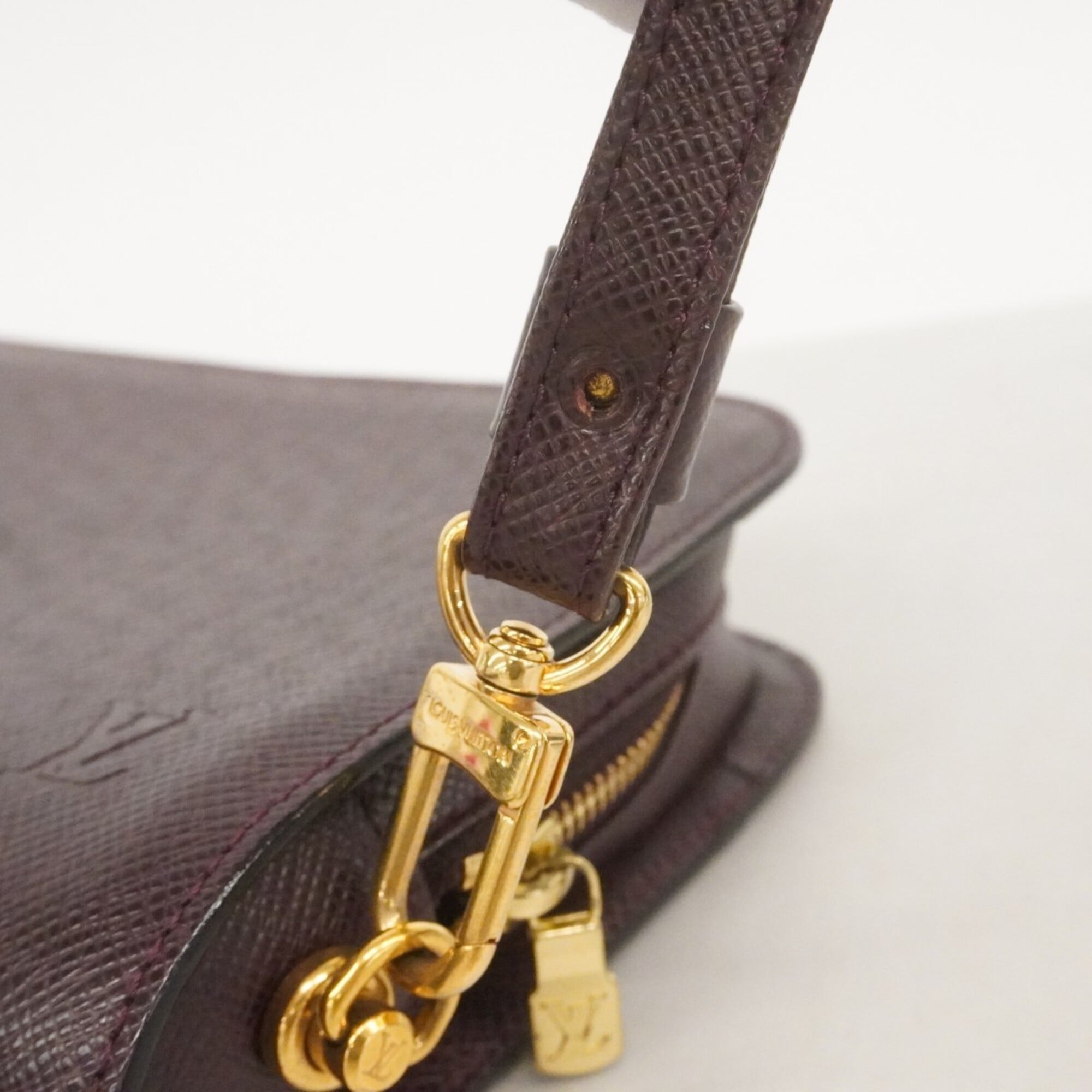 Louis Vuitton Acajou Clutch Bag (Pre-Owned)