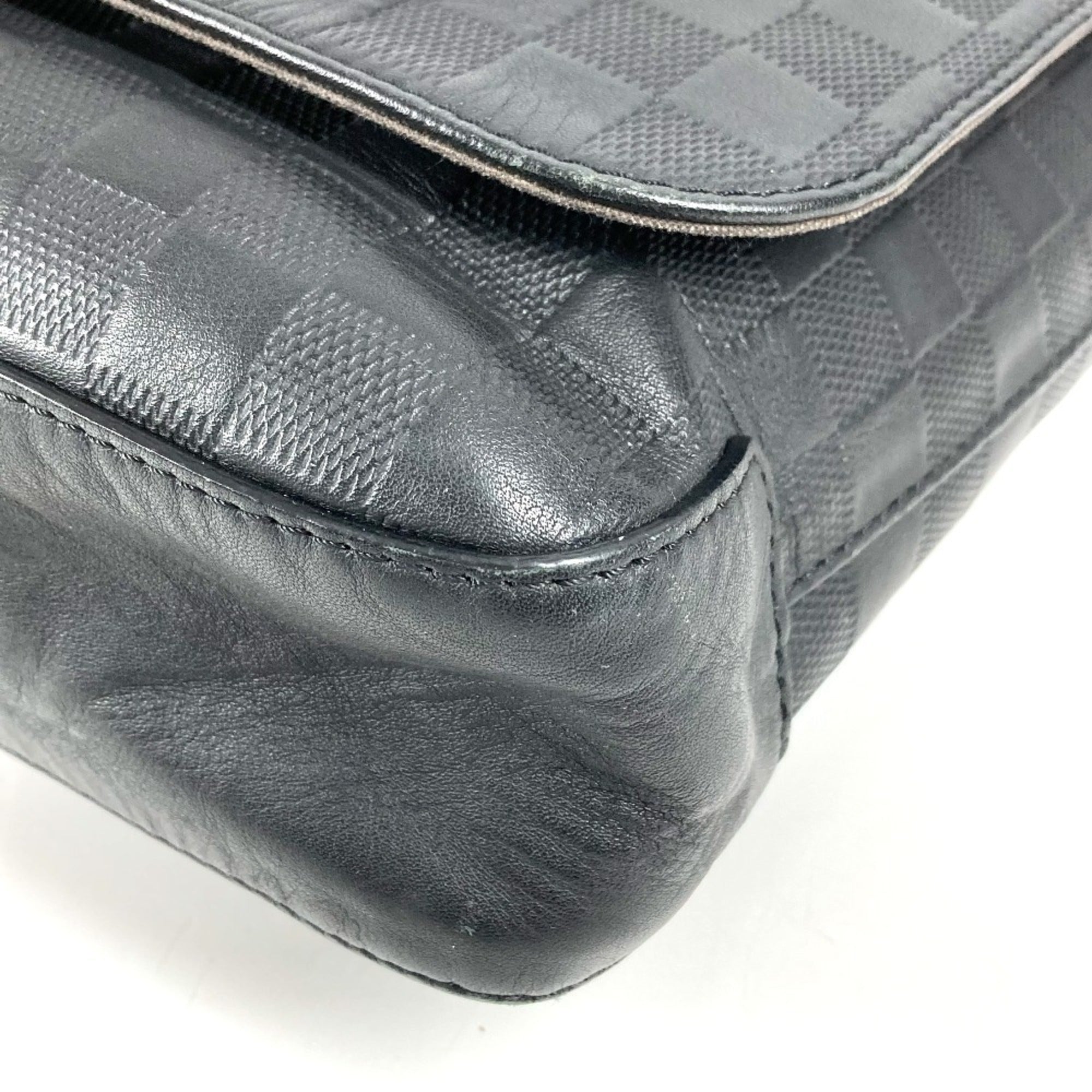 Louis Vuitton Black Onyx Damier Infini Messenger Bag Shoulder Bag (Pre-Owned)