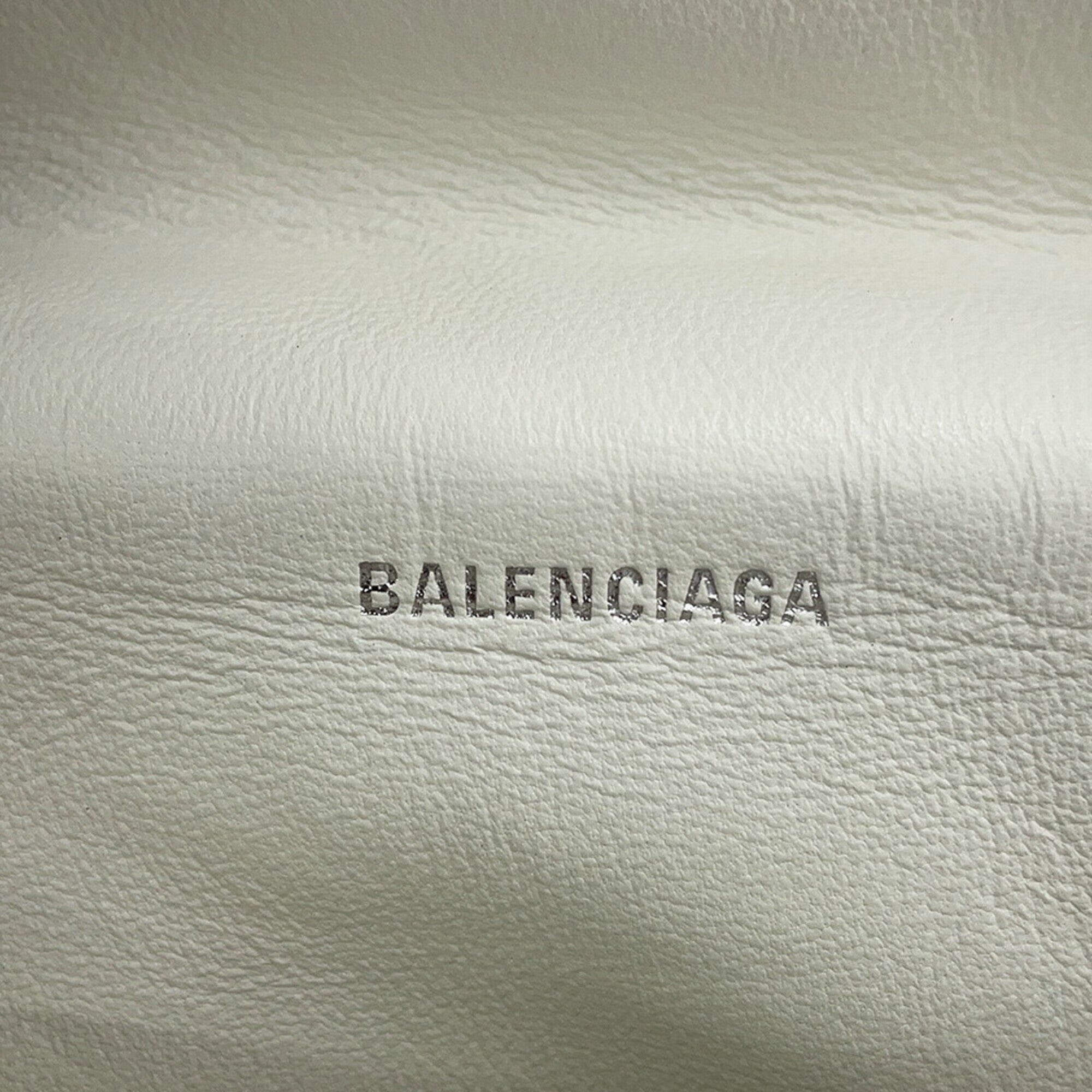 Balenciaga White Leather Handbag Shoulder Bag (Pre-Owned)
